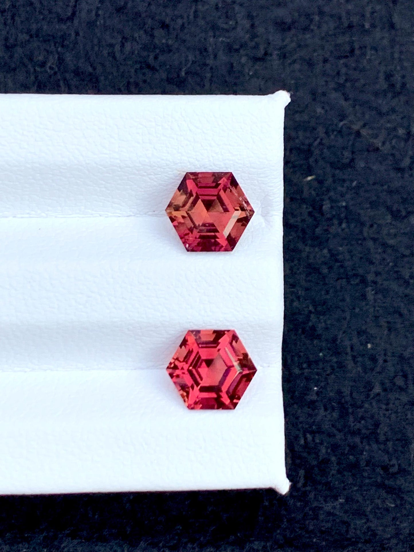 Pink Tourmaline Faceted 2.90 ct - Earrings Matching Stones