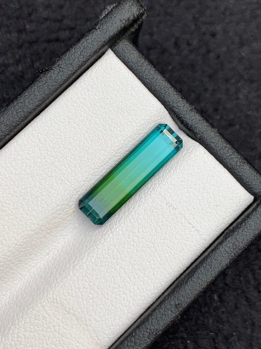 Blue Green Tourmaline Faceted 4.50 ct - Elongated Cut Gem