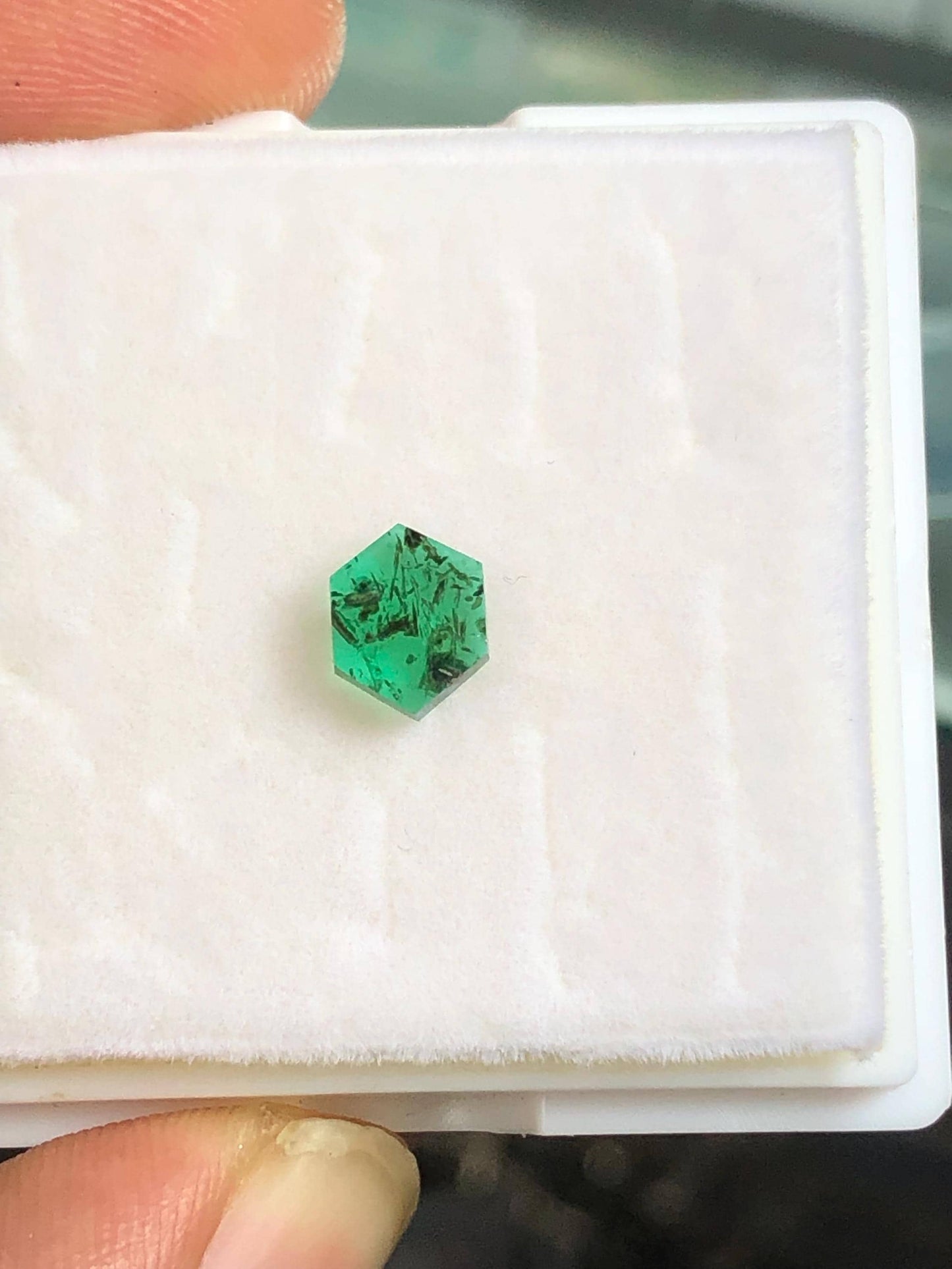 Emerald Slice 0.85 ct - Panjsher Mines Specimen