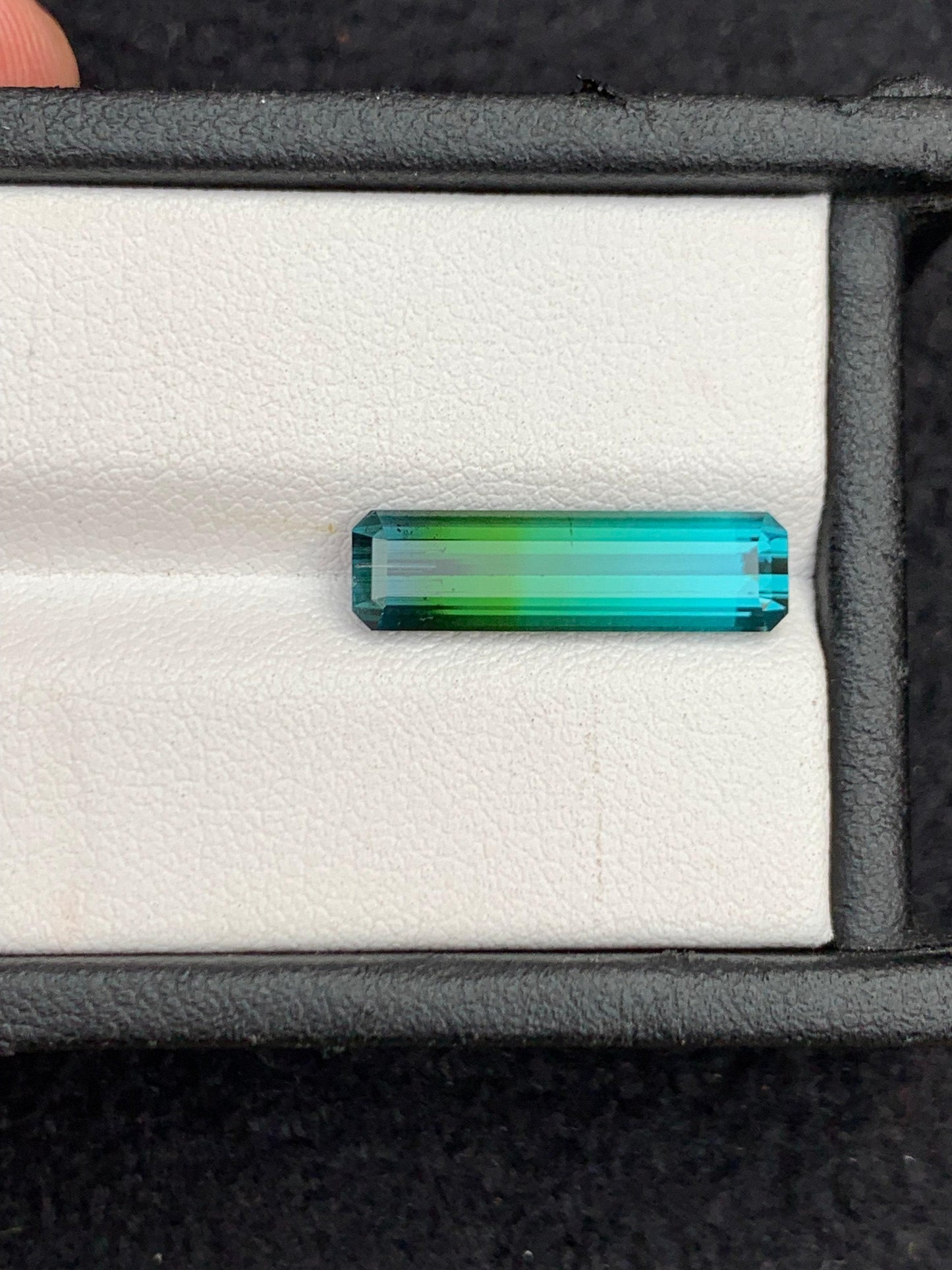 Blue Green Tourmaline Faceted 4.50 ct - Elongated Cut Gem