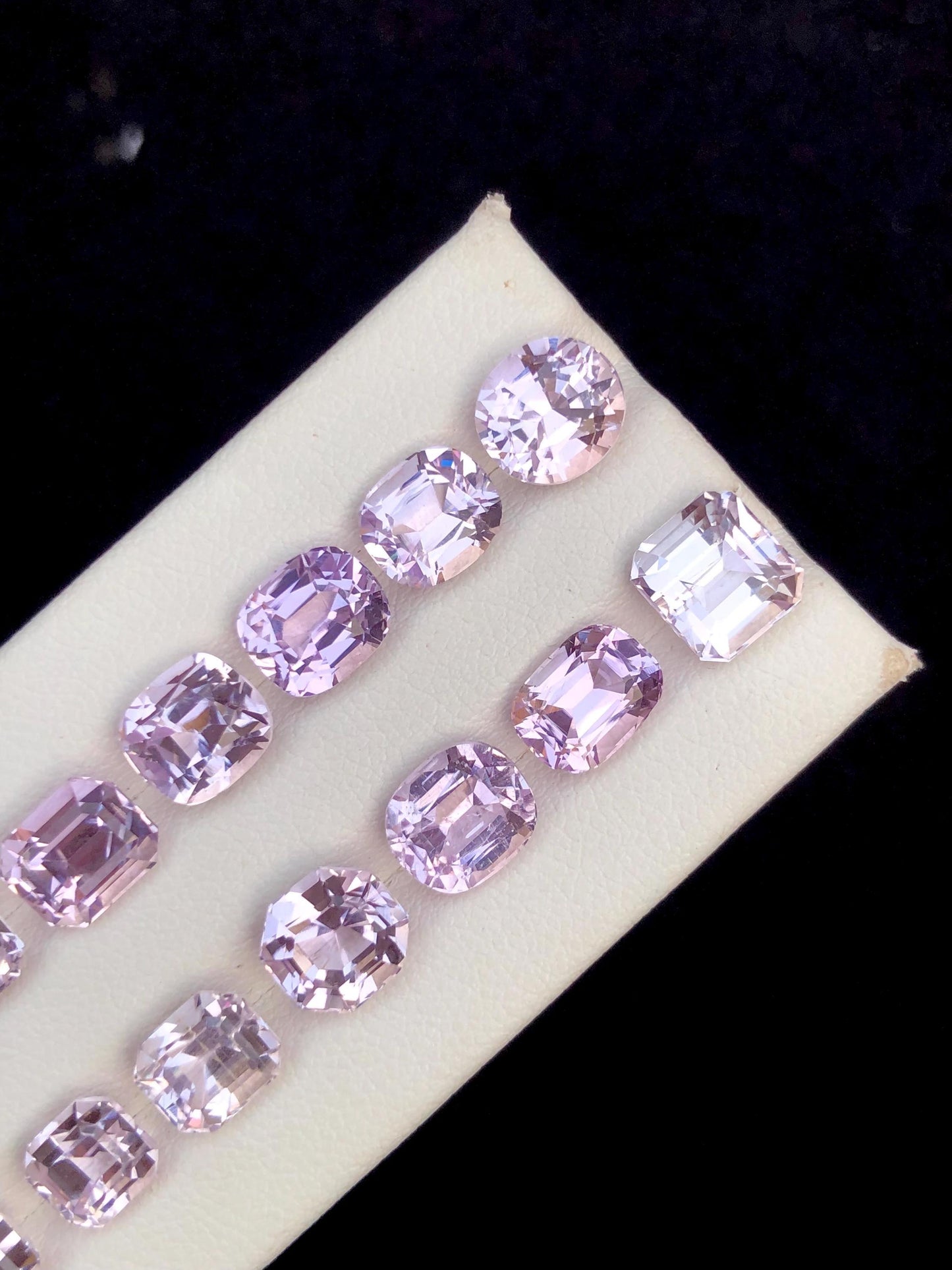 Kunzite Faceted Lot 26.80 ct - Collector Jewelry Stones