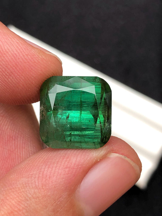 Green Tourmaline Faceted 14.35 ct - Natural Engagement Ring Gem