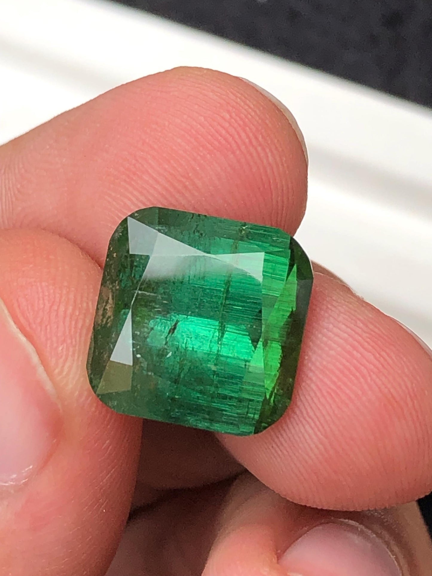 Green Tourmaline Faceted 14.35 ct - Natural Engagement Ring Gem