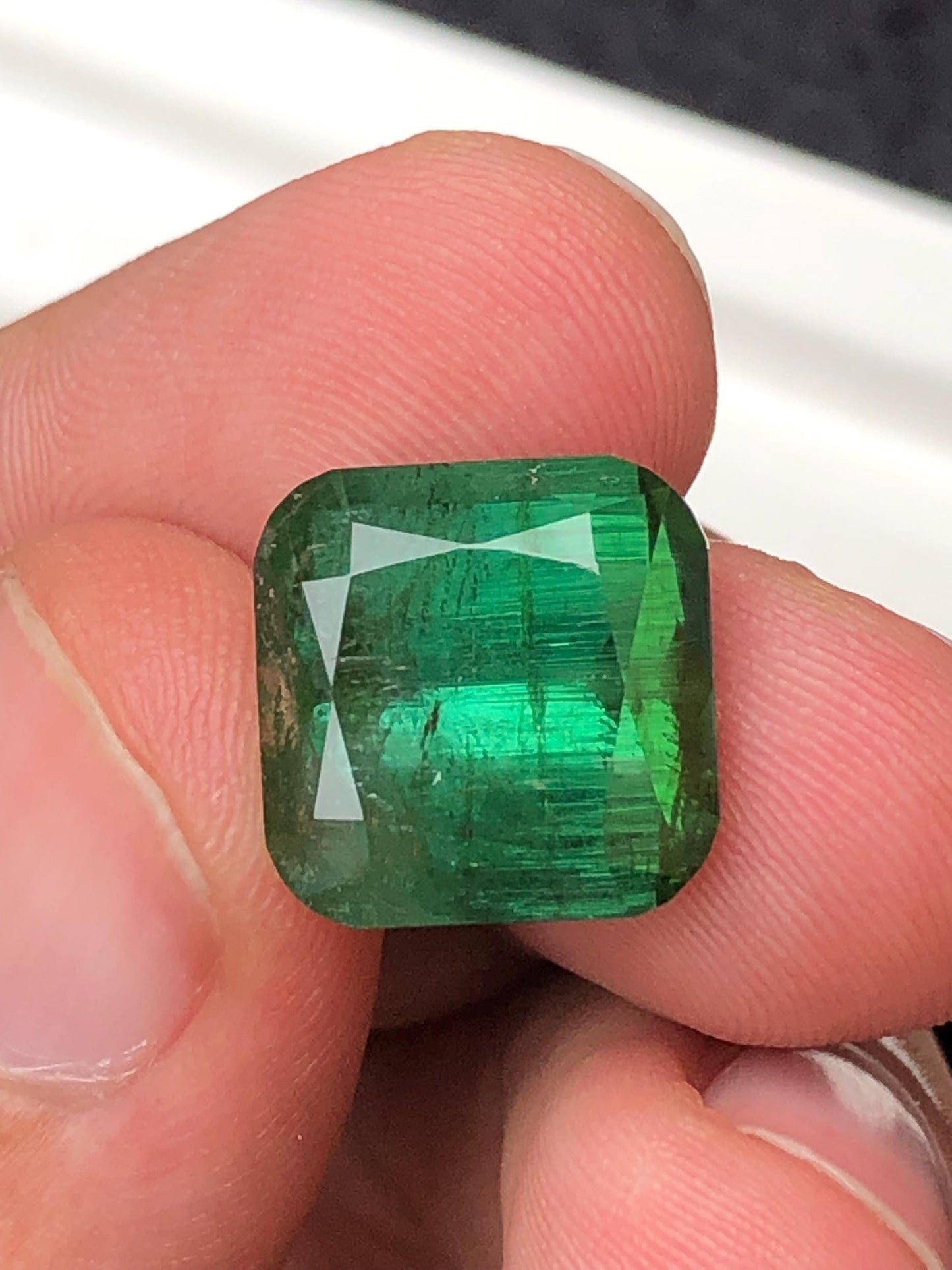 Green Tourmaline Faceted 14.35 ct - Natural Engagement Ring Gem