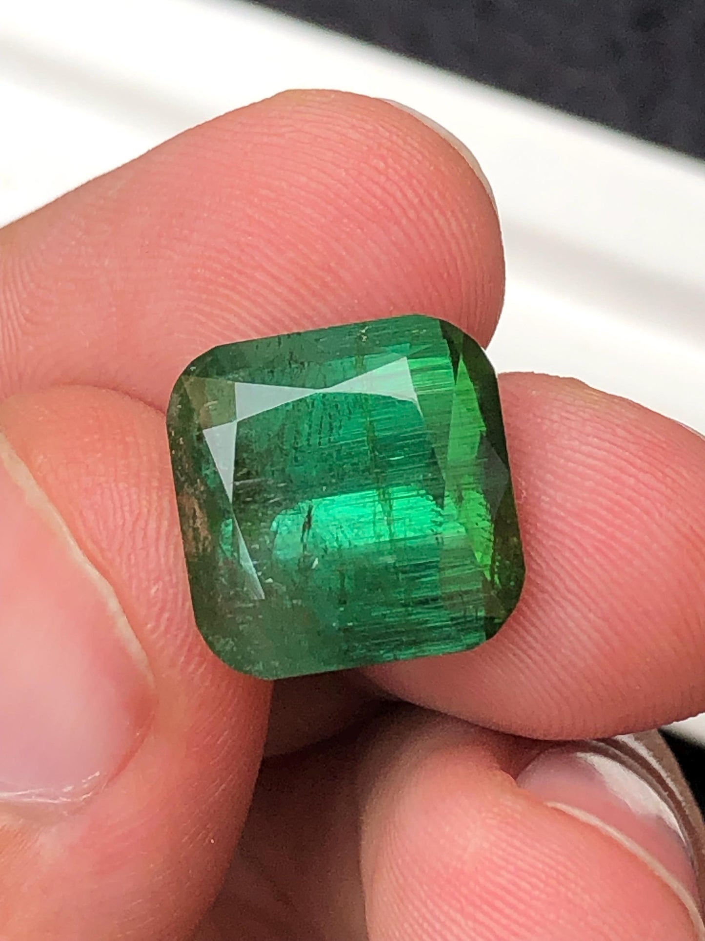 Green Tourmaline Faceted 14.35 ct - Natural Engagement Ring Gem