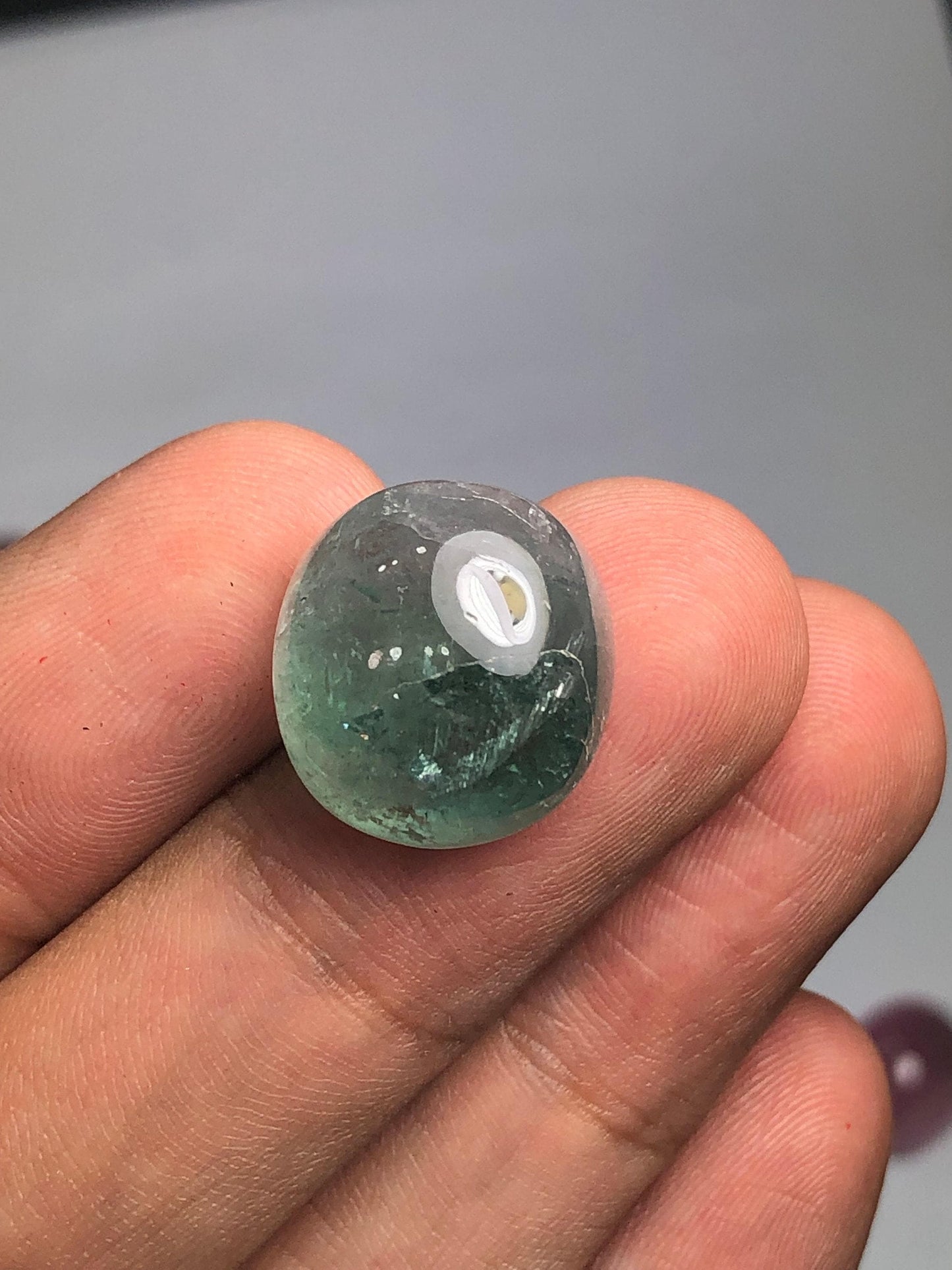 قلادة كابوشون من التورمالين الأزرق عيار 19 قيراط - قلادة بيان أنيقة