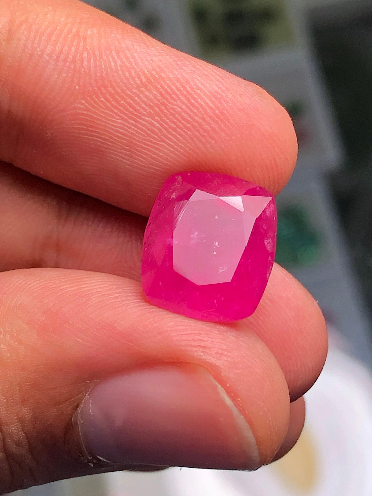 Rubellite Tourmaline Faceted 8 ct - Natural Bridal Jewelry Gem