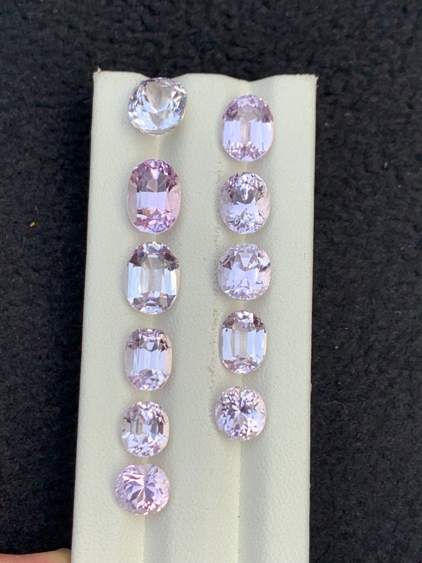 Kunzite Faceted Lot 31 ct - Collector Jewelry Parcel