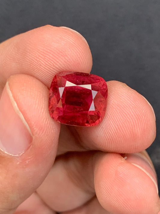 Rubellite Tourmaline Faceted 7.90 ct - Statement Ring Gem