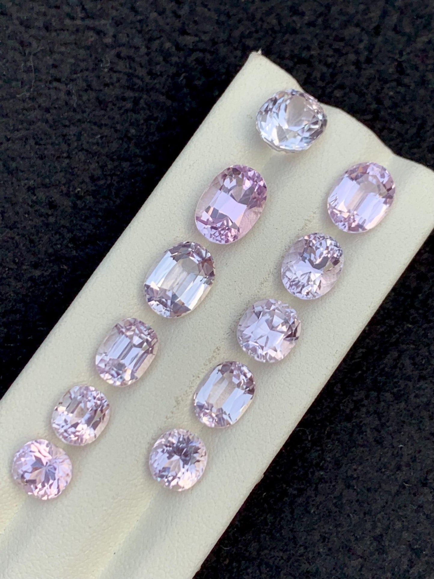 Kunzite Faceted Lot 31 ct - Collector Jewelry Parcel
