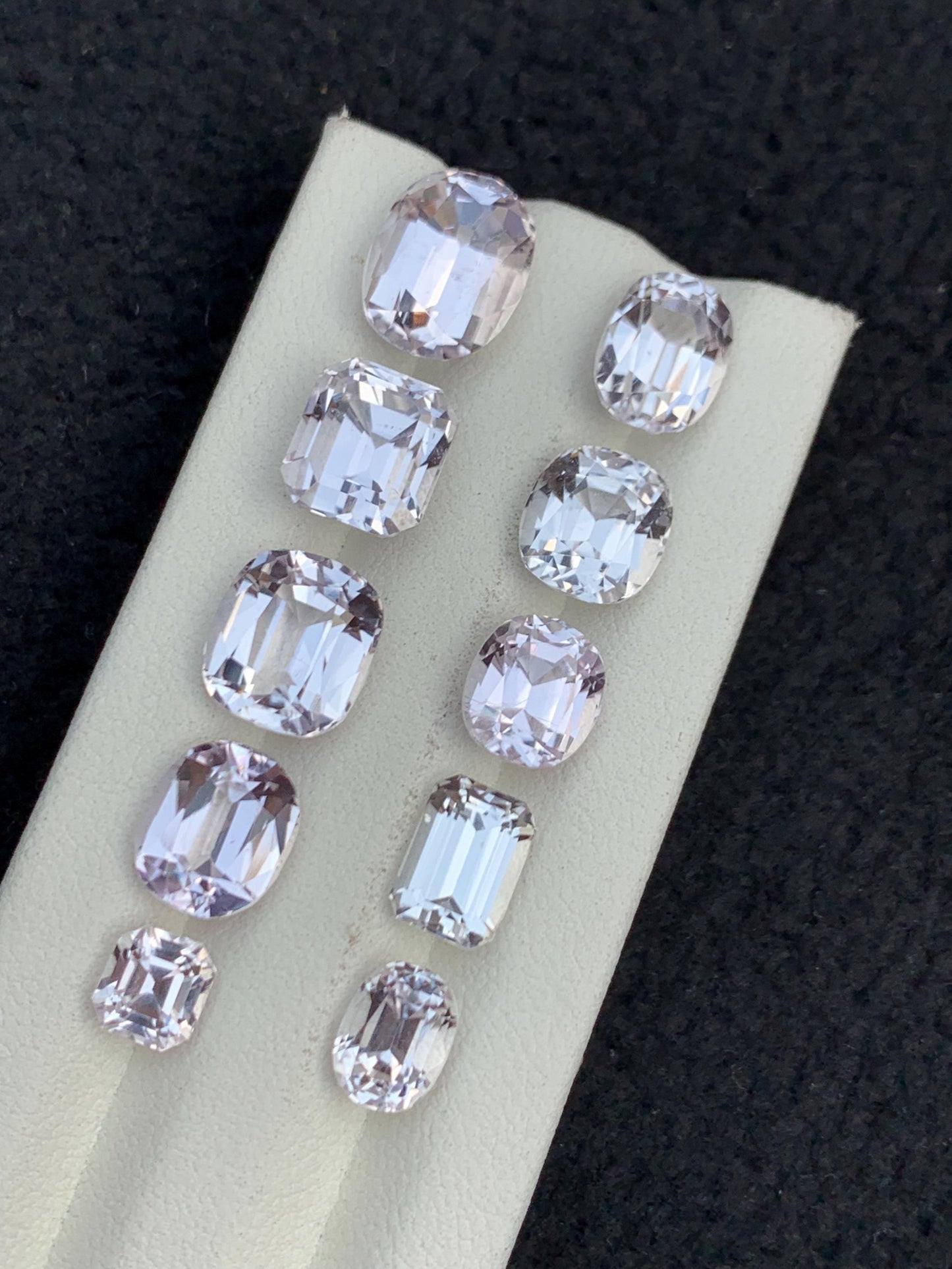 Kunzite Faceted Lot 33 ct - Collector Jewelry Stones