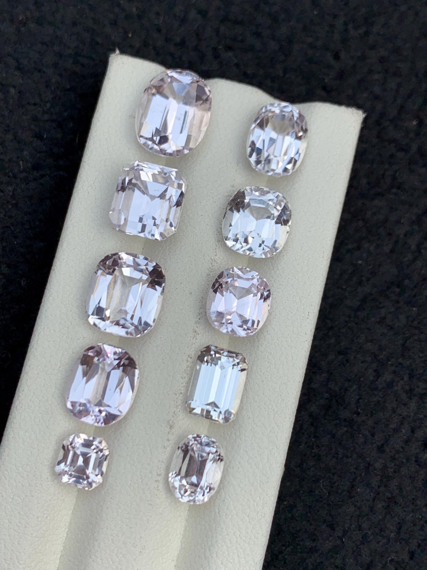 Kunzite Faceted Lot 33 ct - Collector Jewelry Stones