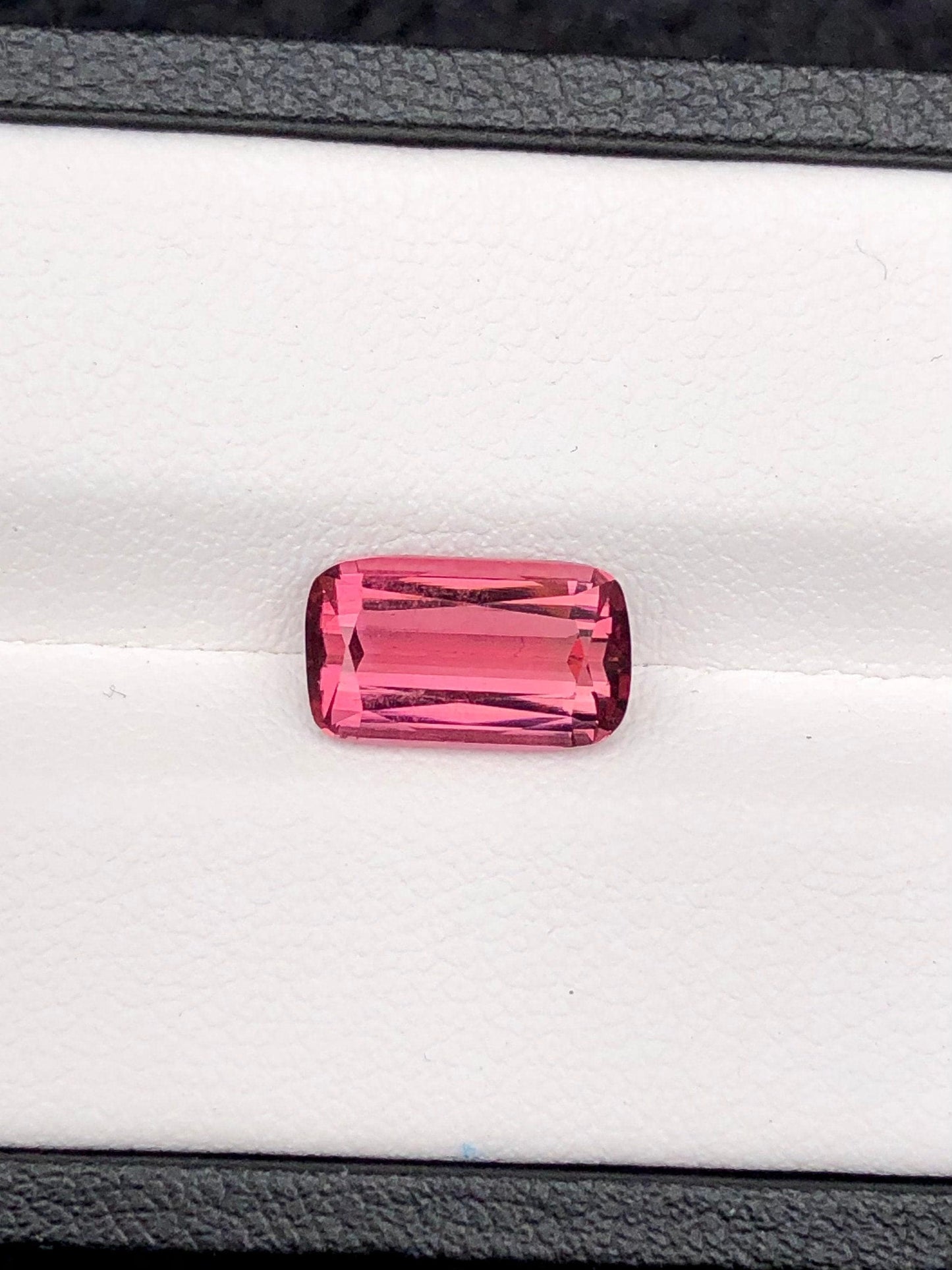 Red Tourmaline Faceted 2.90 ct - Engagement Ring Centerpiece