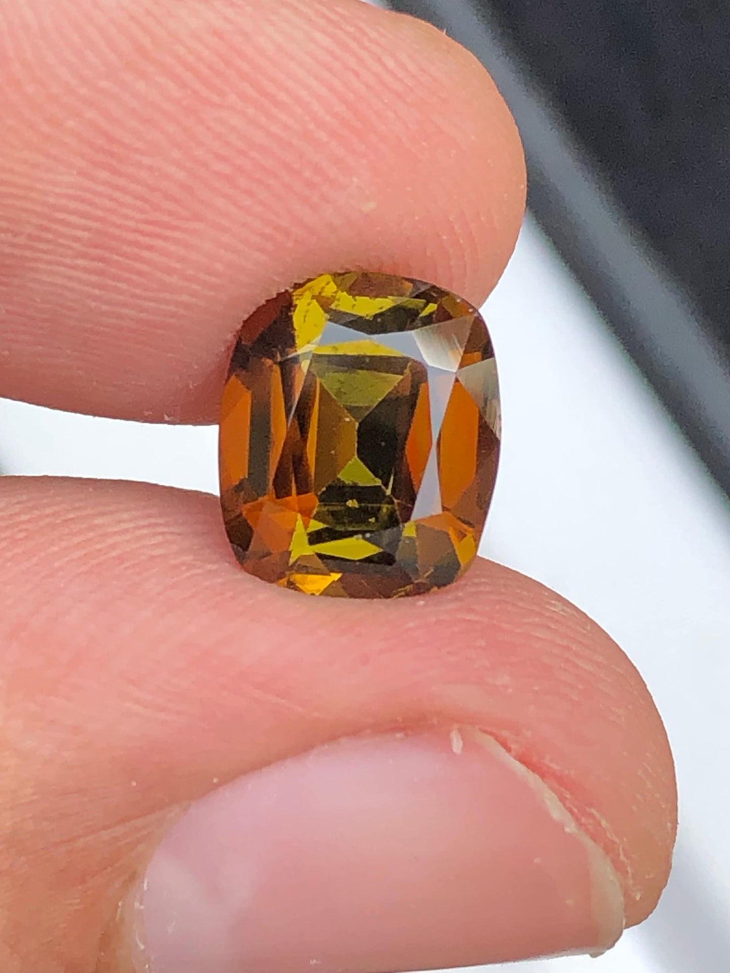 Tourmaline Faceted 3.40 ct - Afghan Collector Gem 10x8mm