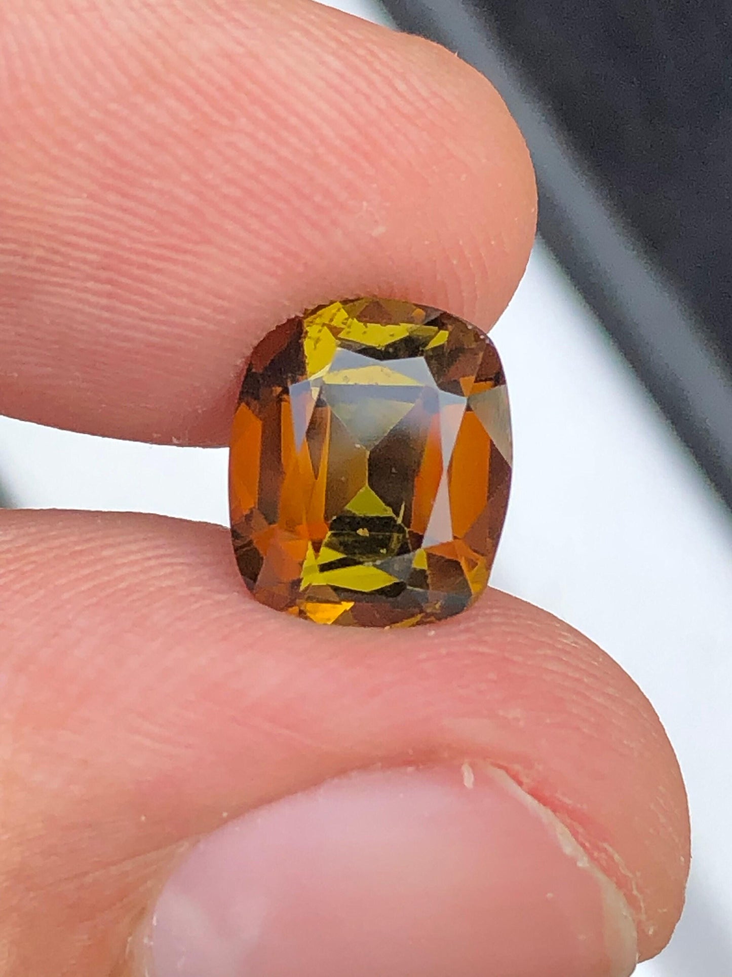 Tourmaline Faceted 3.40 ct - Afghan Collector Gem 10x8mm