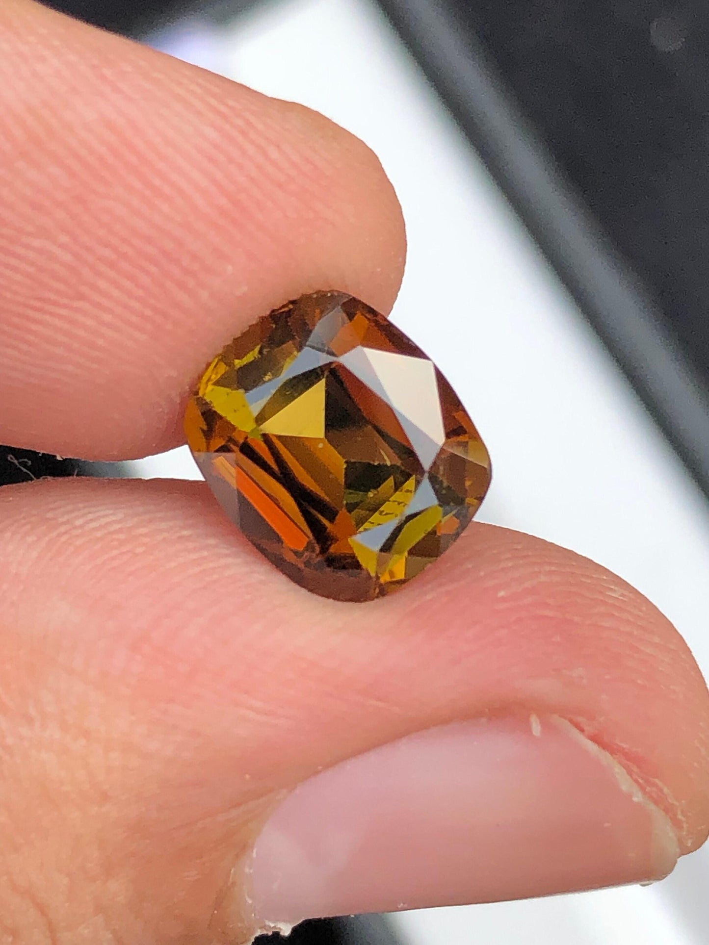 Tourmaline Faceted 3.40 ct - Afghan Collector Gem 10x8mm