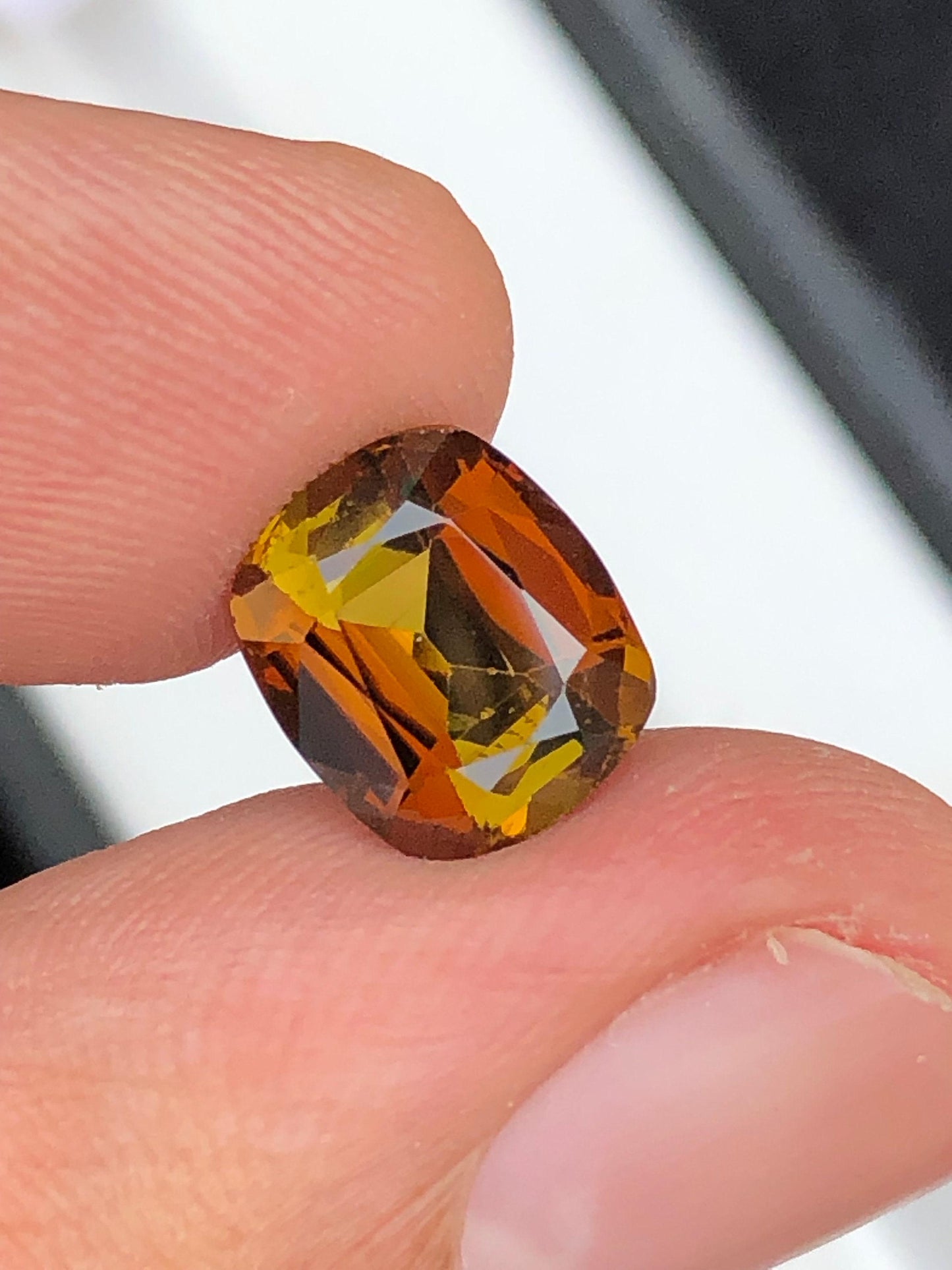 Tourmaline Faceted 3.40 ct - Afghan Collector Gem 10x8mm