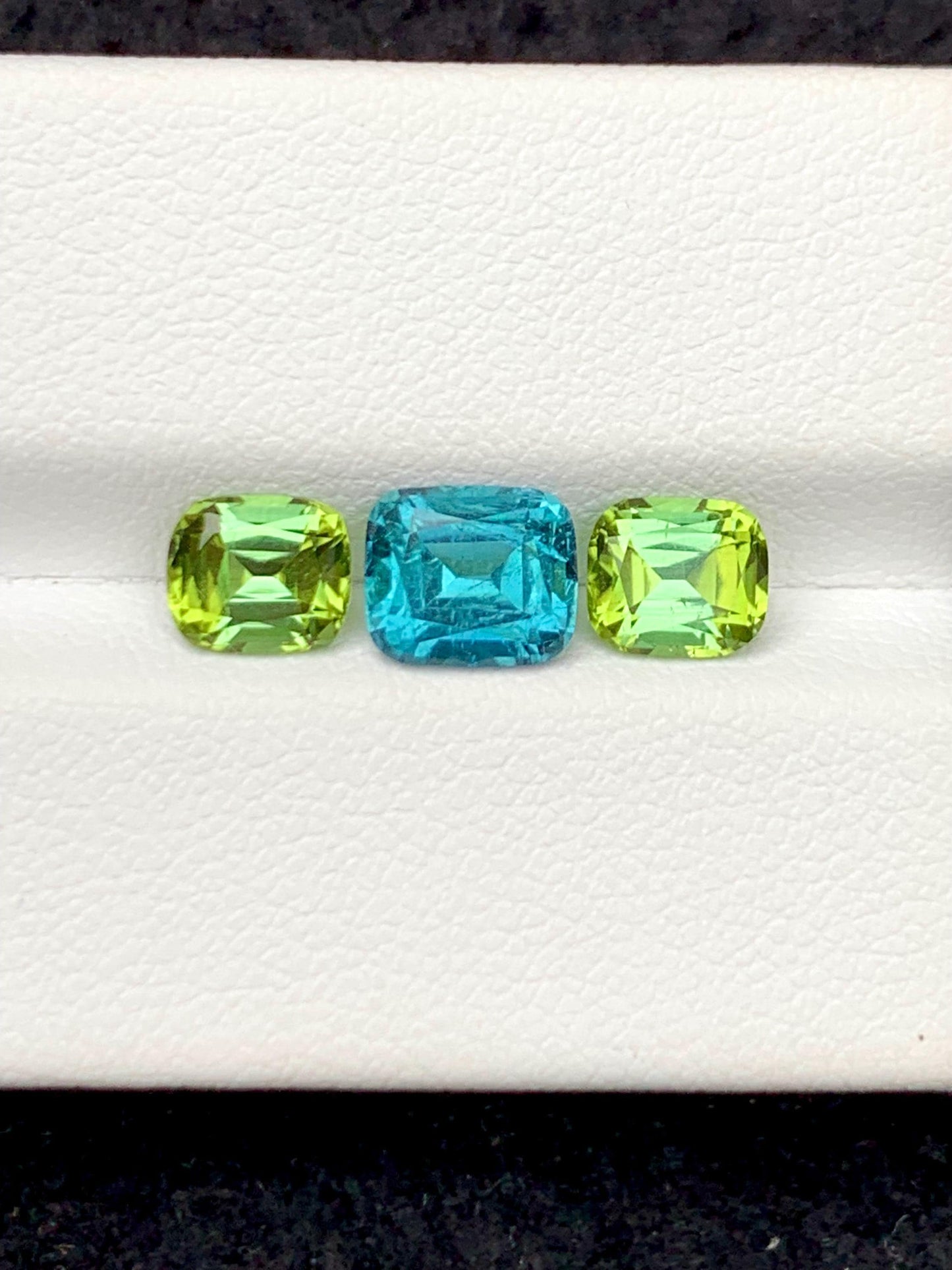 Blue Green Tourmaline Pair 3.20 ct - Ring and Earrings Matching