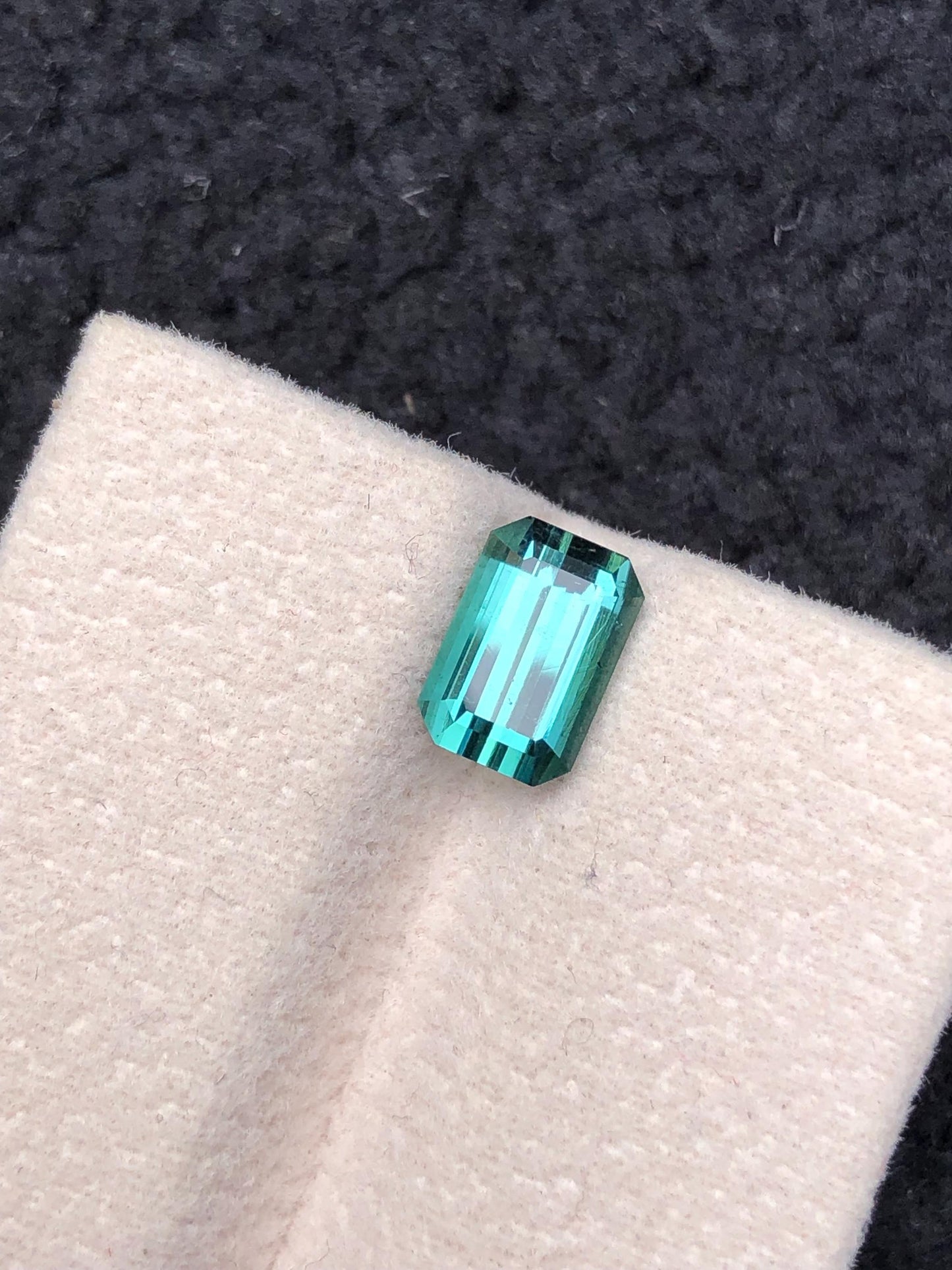 Blue Tourmaline Faceted 1.75 ct - Natural Fine Jewelry