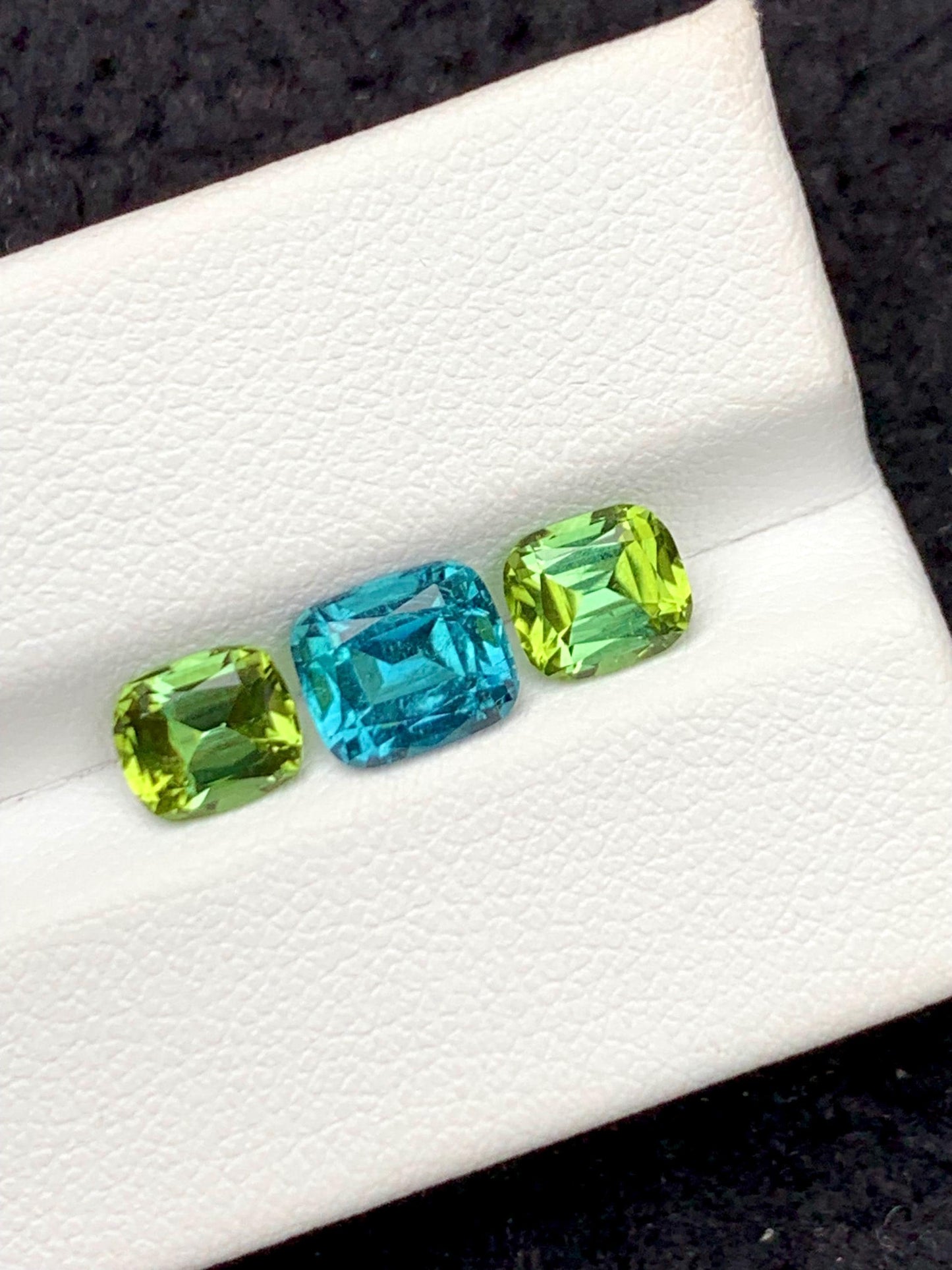 Blue Green Tourmaline Pair 3.20 ct - Ring and Earrings Matching