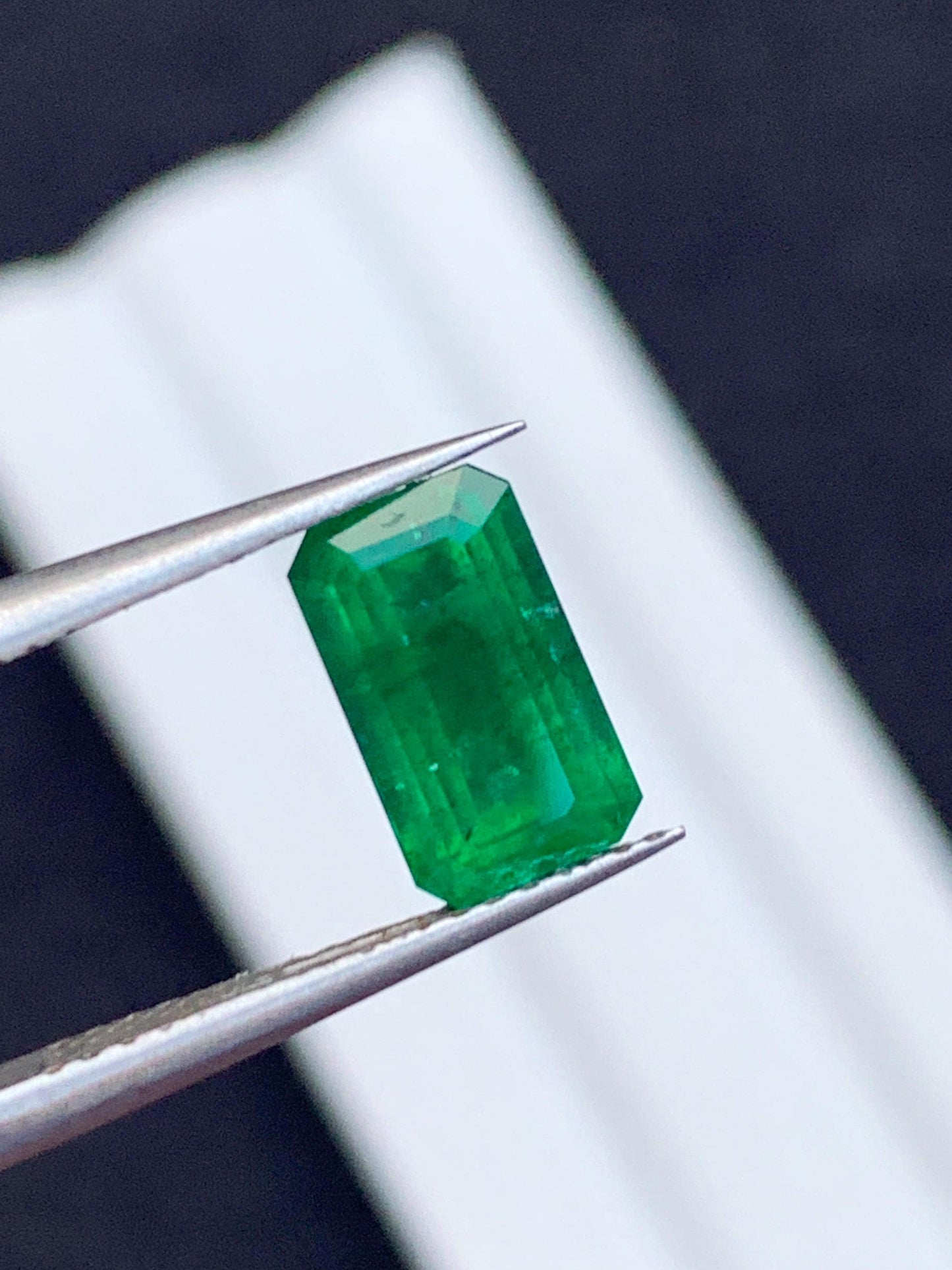 Emerald Faceted 2.35 ct - Swat Mine Fine Emerald