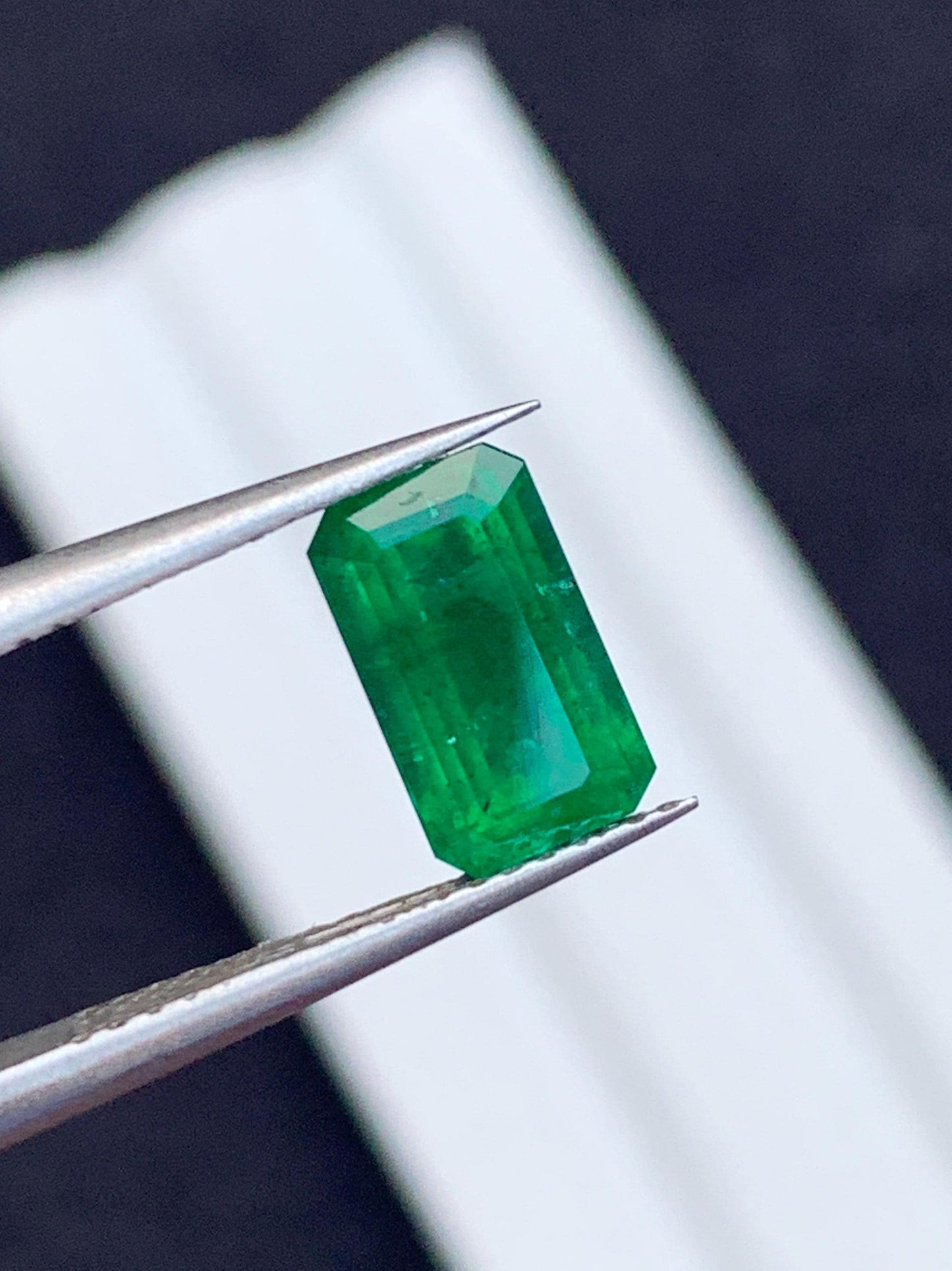 Emerald Faceted 2.35 ct - Swat Mine Fine Emerald
