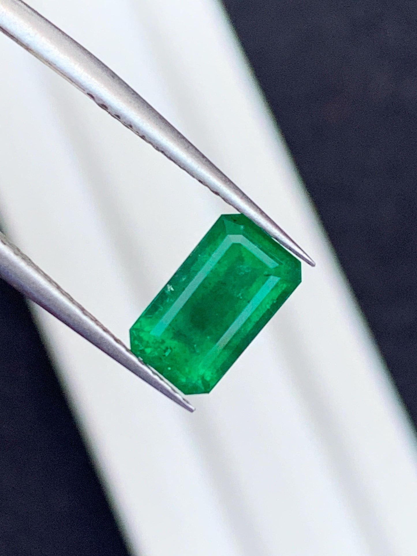 Emerald Faceted 2.35 ct - Swat Mine Fine Emerald
