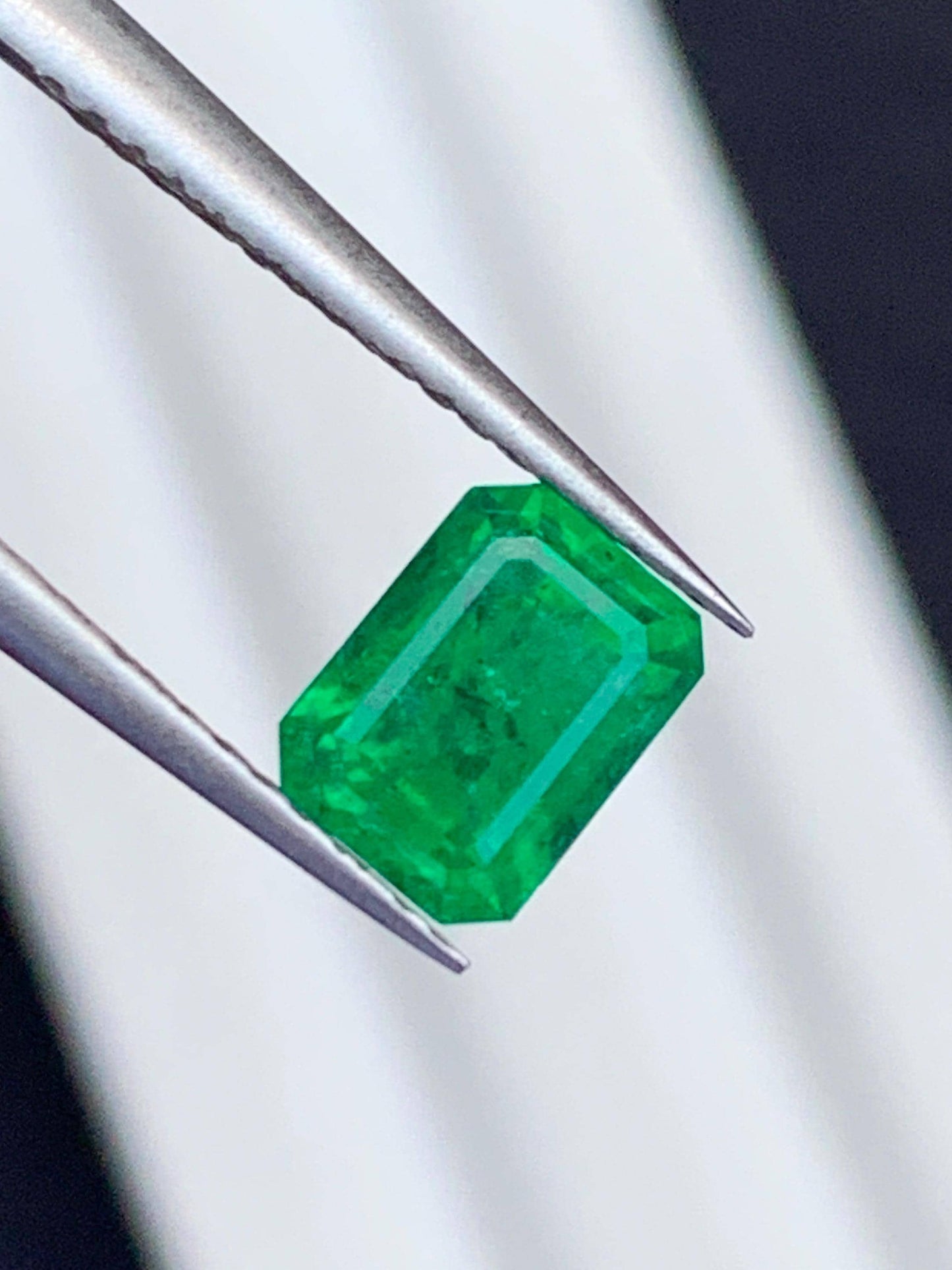 Emerald Faceted 1.16 ct - Swat Mine Natural Emerald