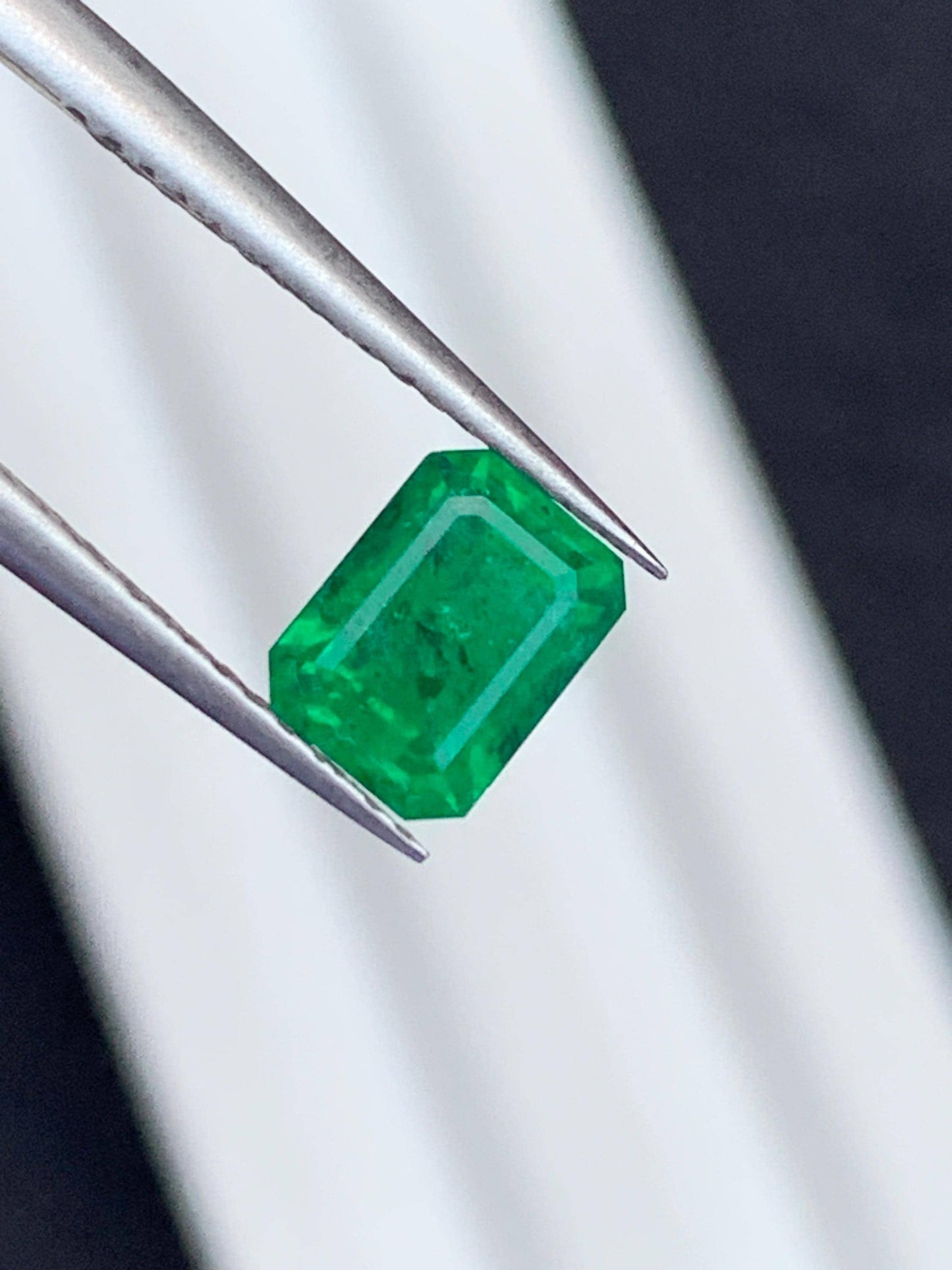 Emerald Faceted 1.16 ct - Swat Mine Natural Emerald