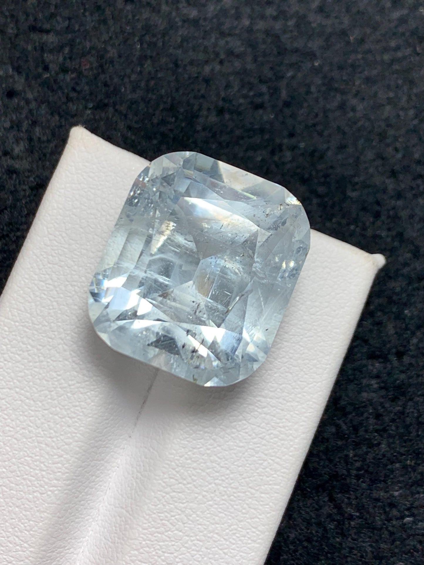 Aquamarine Crystal 31 ct - Pakistan Nagar Mine Specimen
