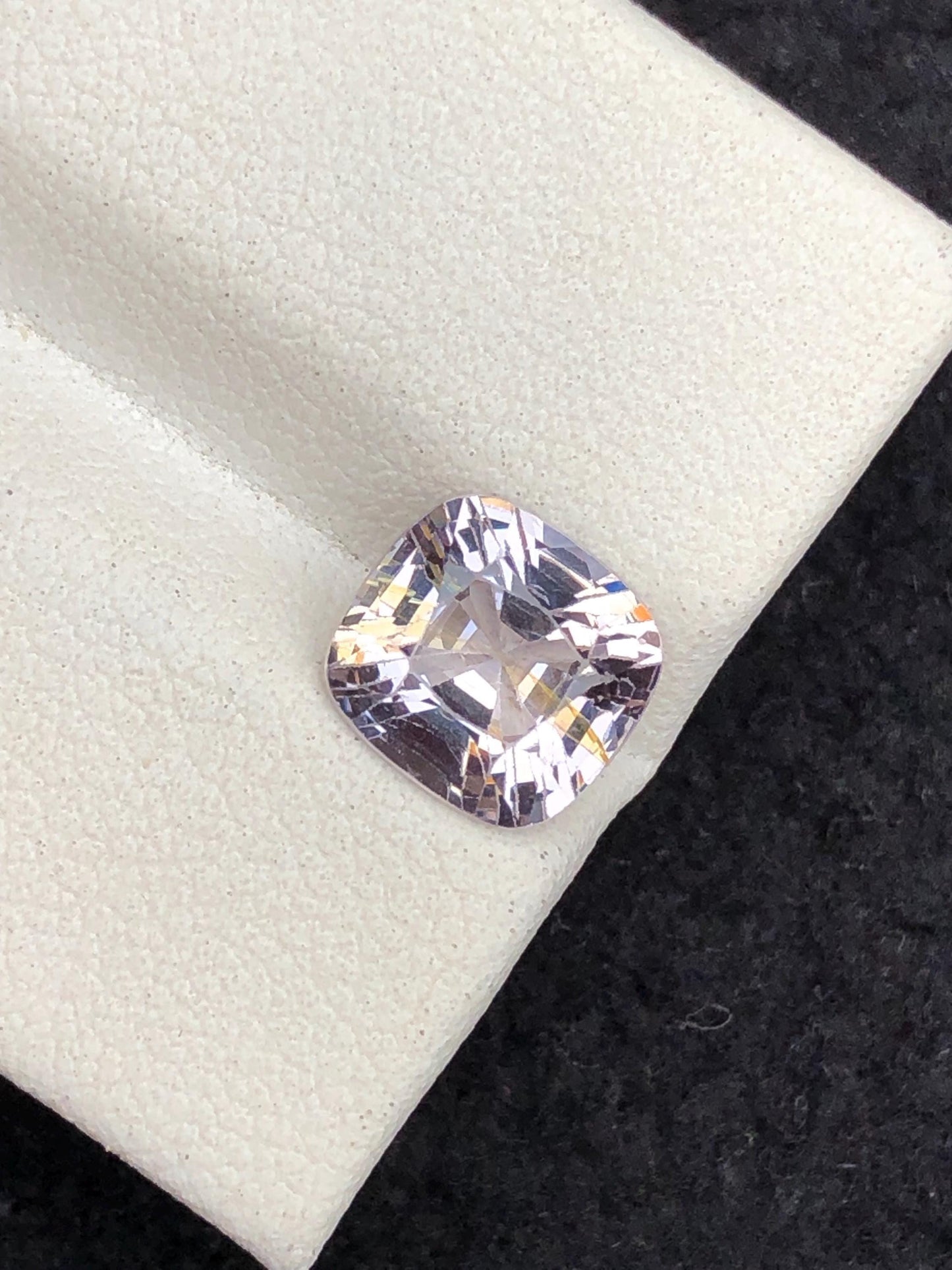 Spinel Faceted 2.20 ct - Natural Afghan Spinel