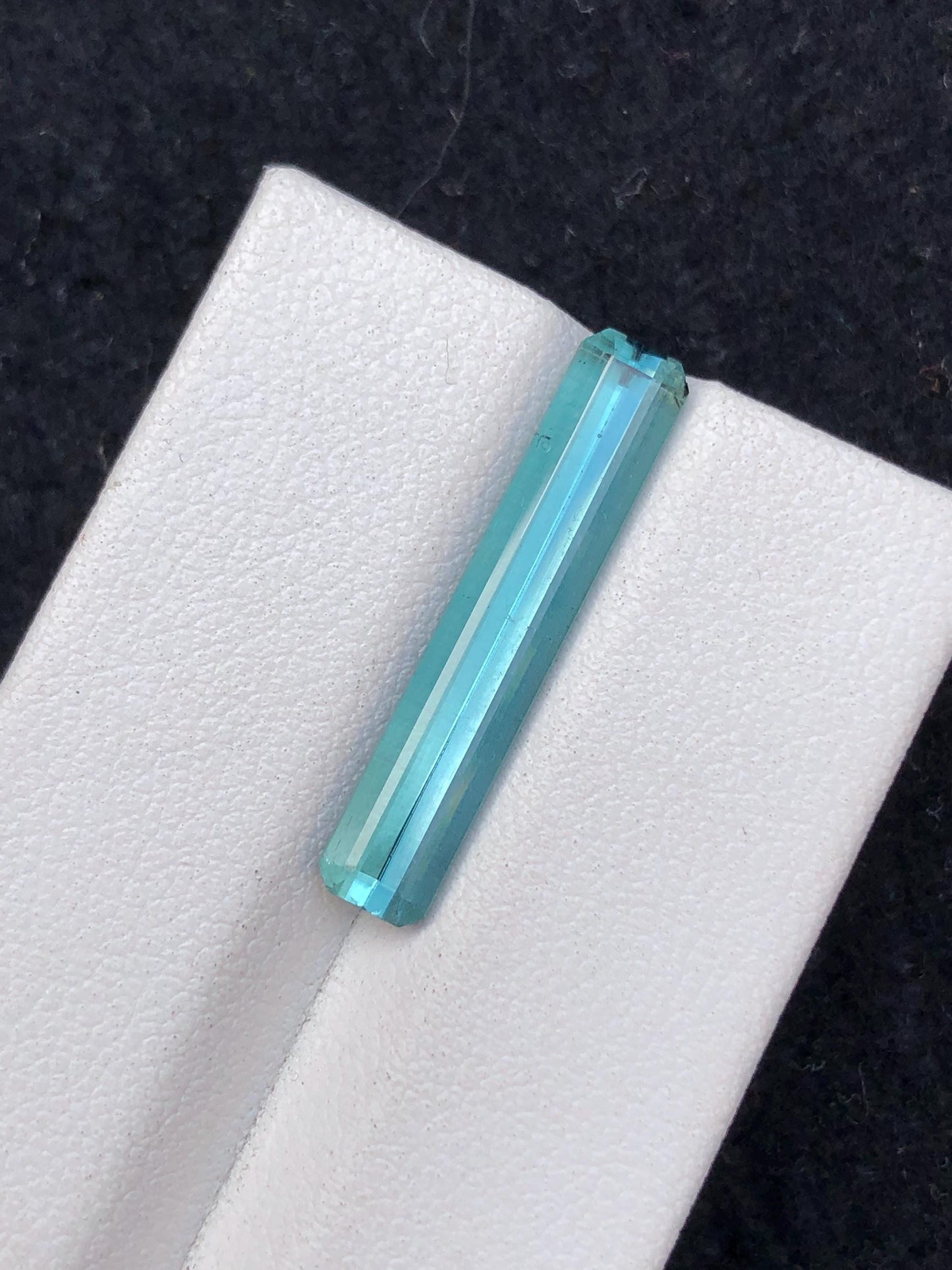 Neon Blue Tourmaline Faceted 4.50 ct - Natural Afghan Highlight