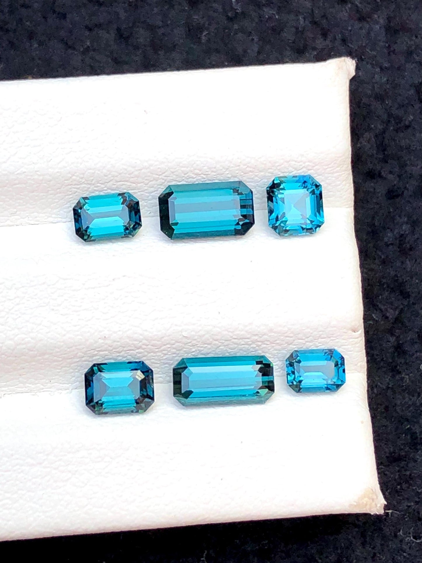 تورمالين إنديكوليت مصقول 3.45 قيراط - جوهرة طبيعية أافغانية للمقتنيات