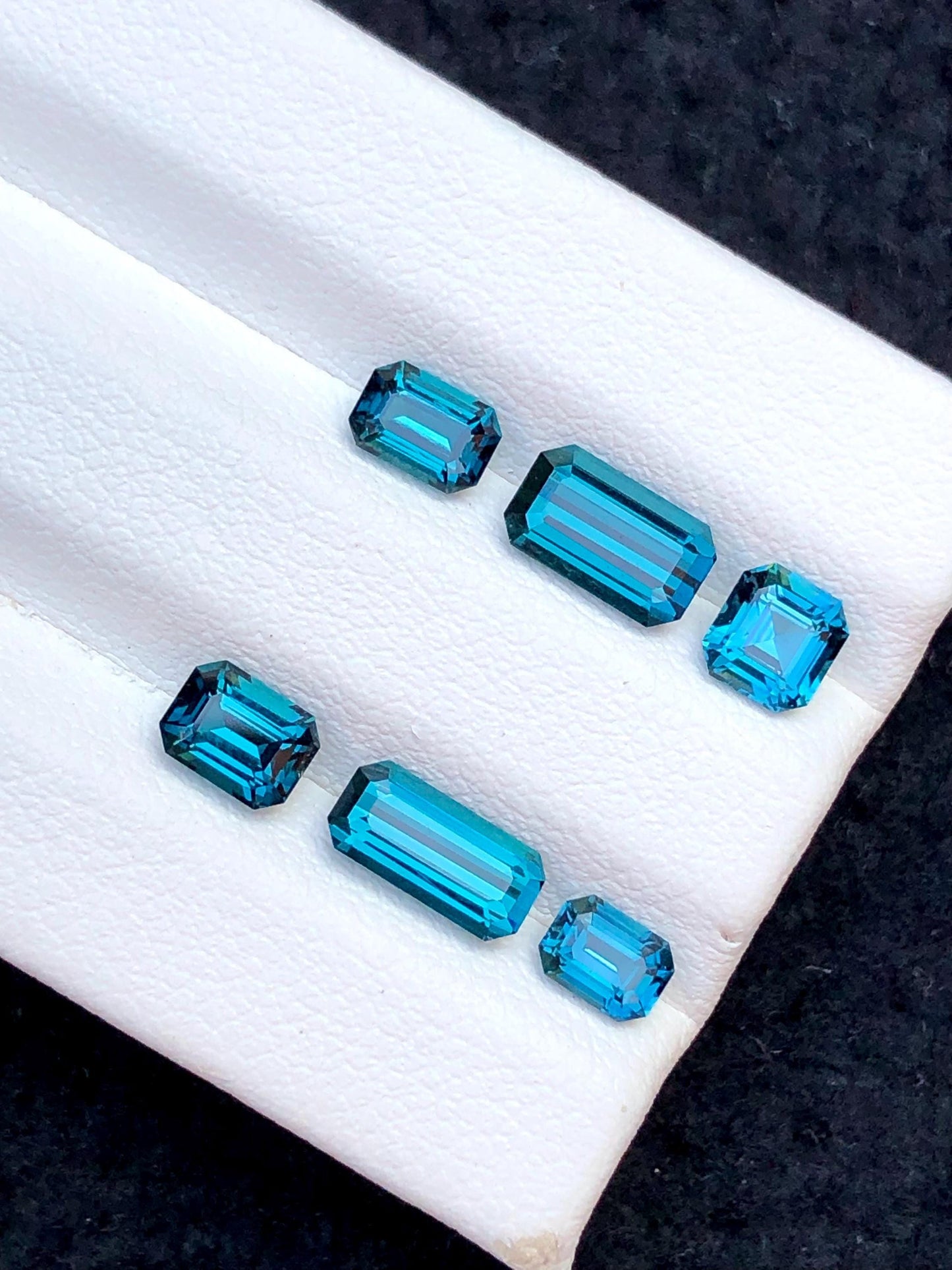 تورمالين إنديكوليت مصقول 3.45 قيراط - جوهرة طبيعية أافغانية للمقتنيات