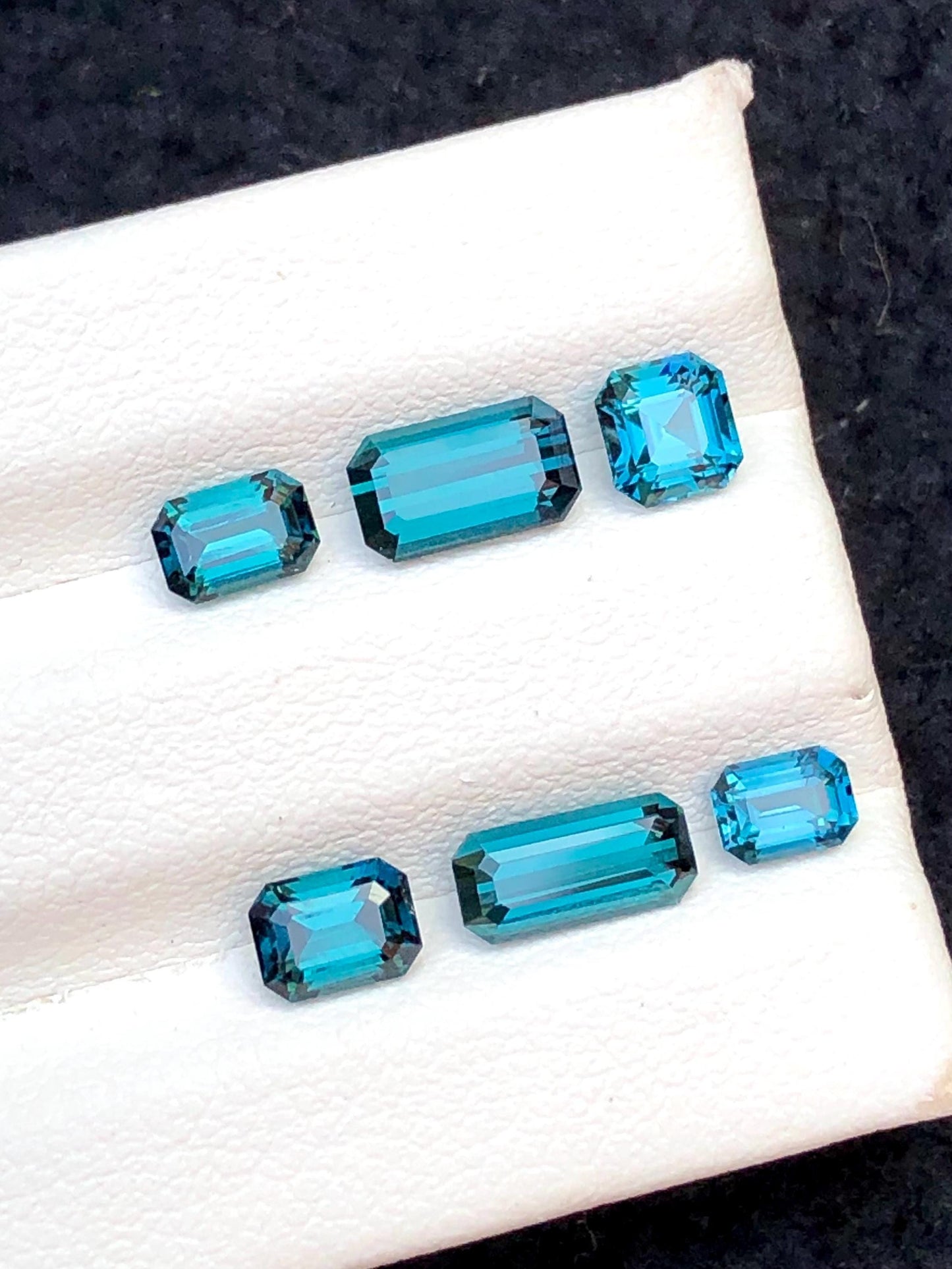 تورمالين إنديكوليت مصقول 3.45 قيراط - جوهرة طبيعية أافغانية للمقتنيات