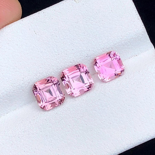 الترمالين الوردي مقشور 3.00 قيراط - أقراط مجوهرات مميزة