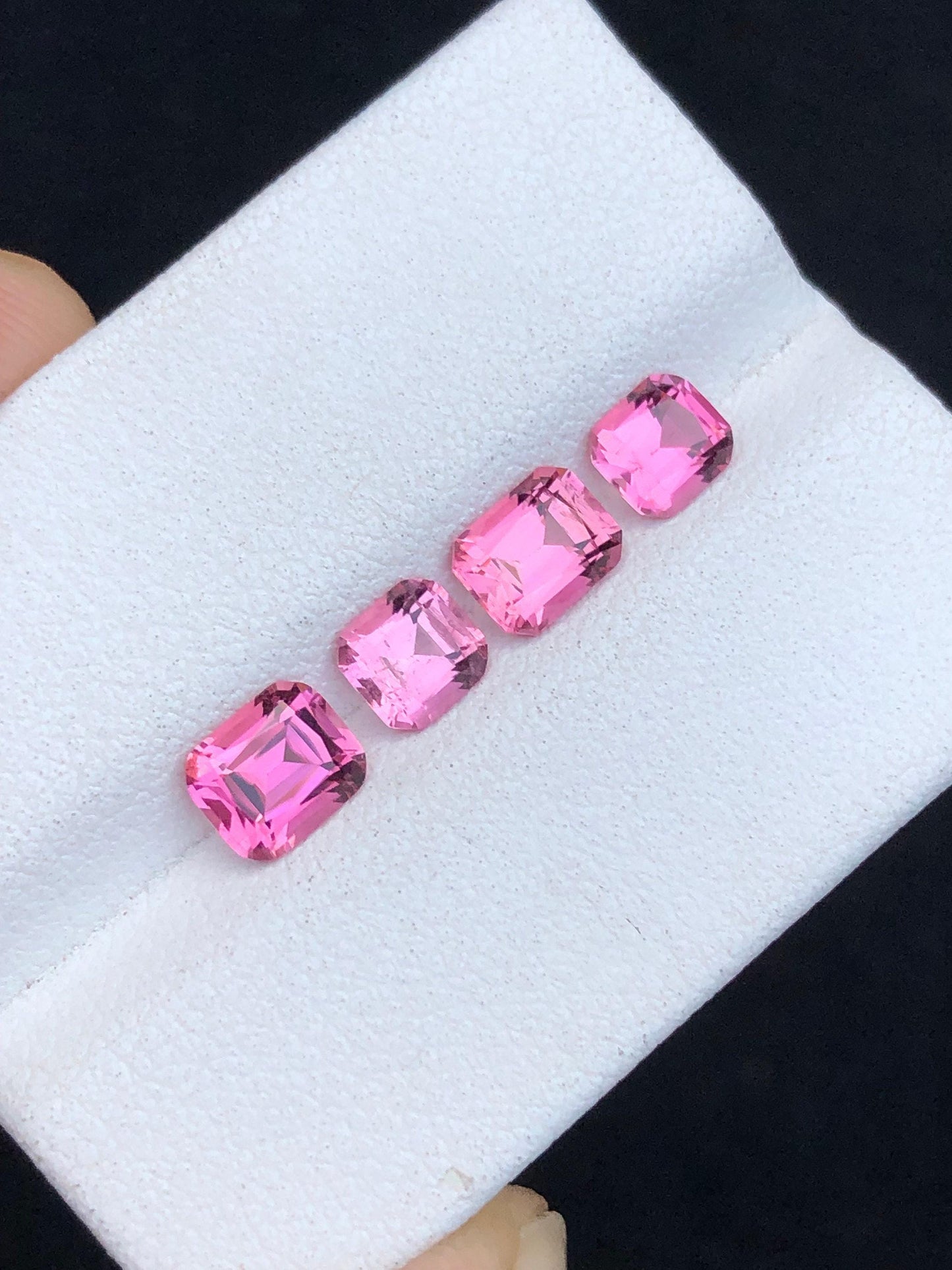 تورمالين وردي مصقول 2.70 قيراط - تحفة من مجوهرات أفغانستان