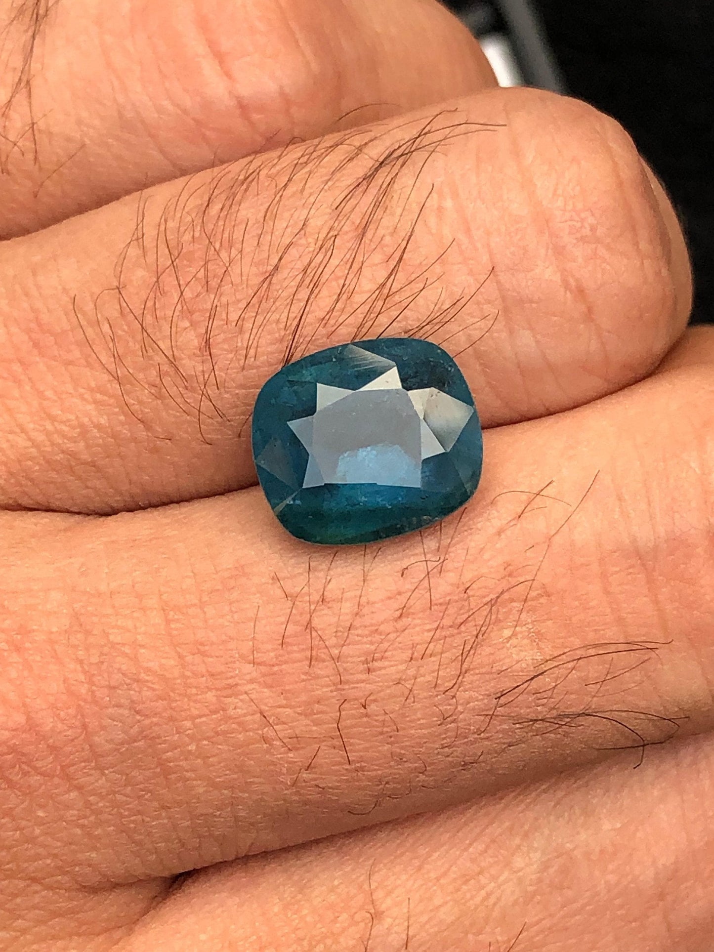 Blue Tourmaline Faceted 6.30 ct - Afghan Jewelry Highlight