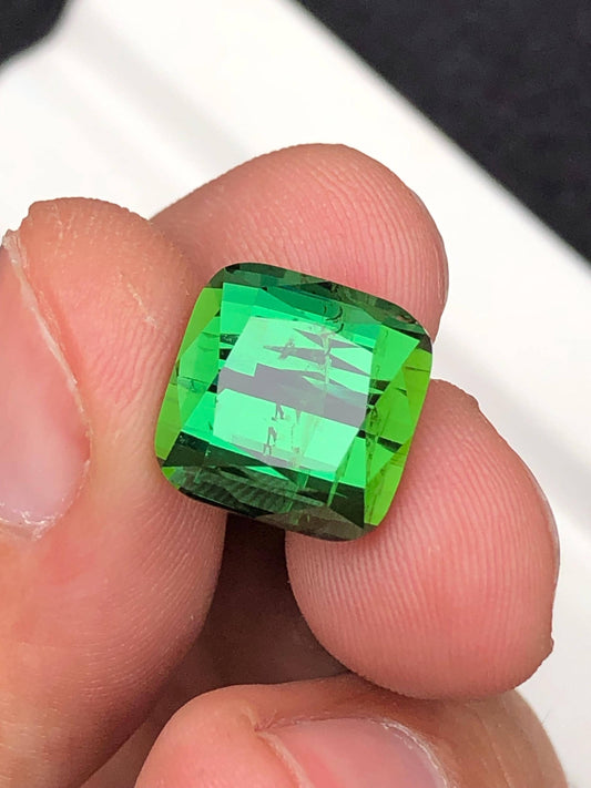 Green Tourmaline Faceted 13.00 ct – Forest Afghan Collector Gem