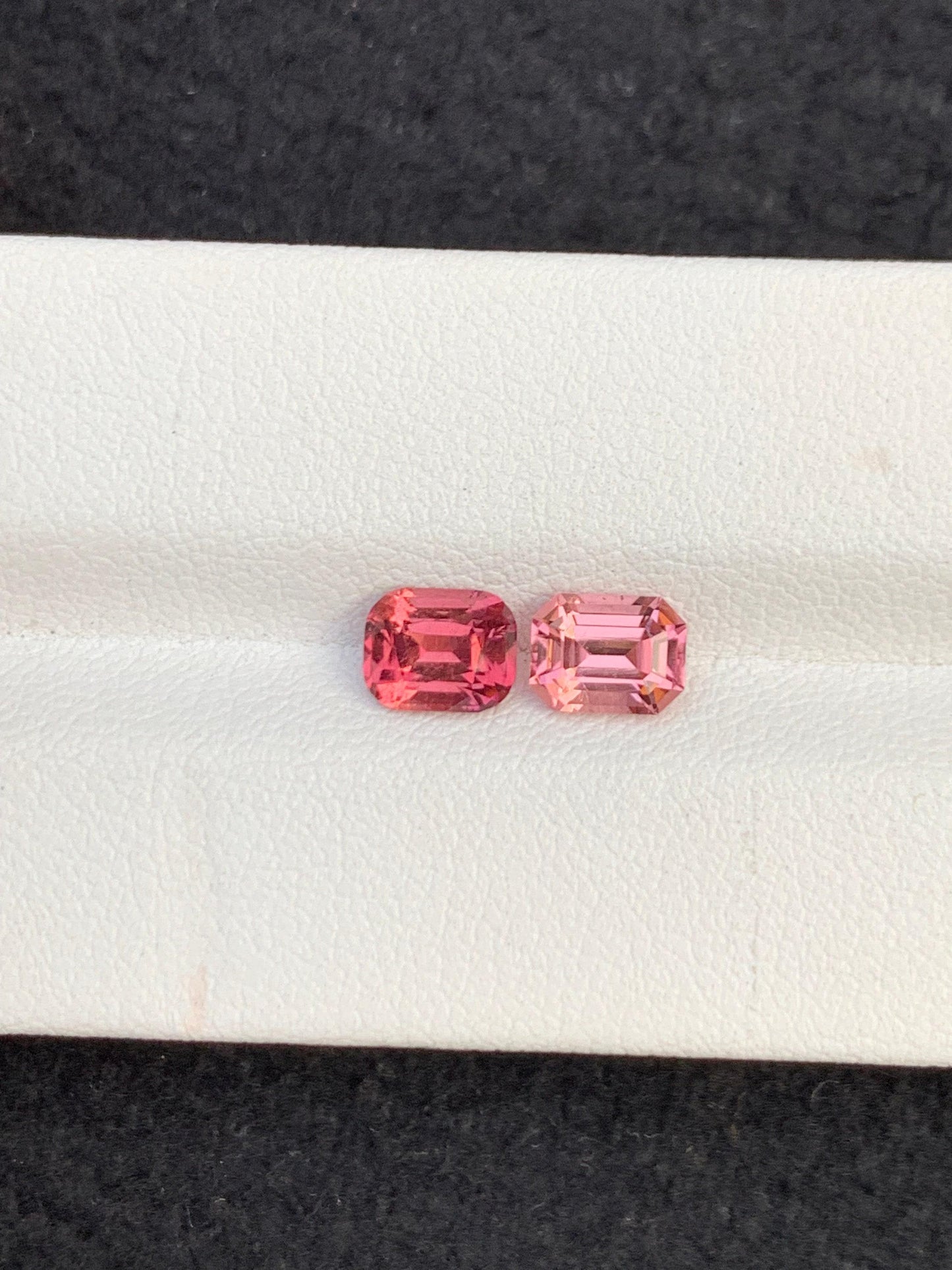 تورمالين وردي مقشور 2.00 قيراط – حجر كريم طبيعي لتصميم خاتم خطوبة