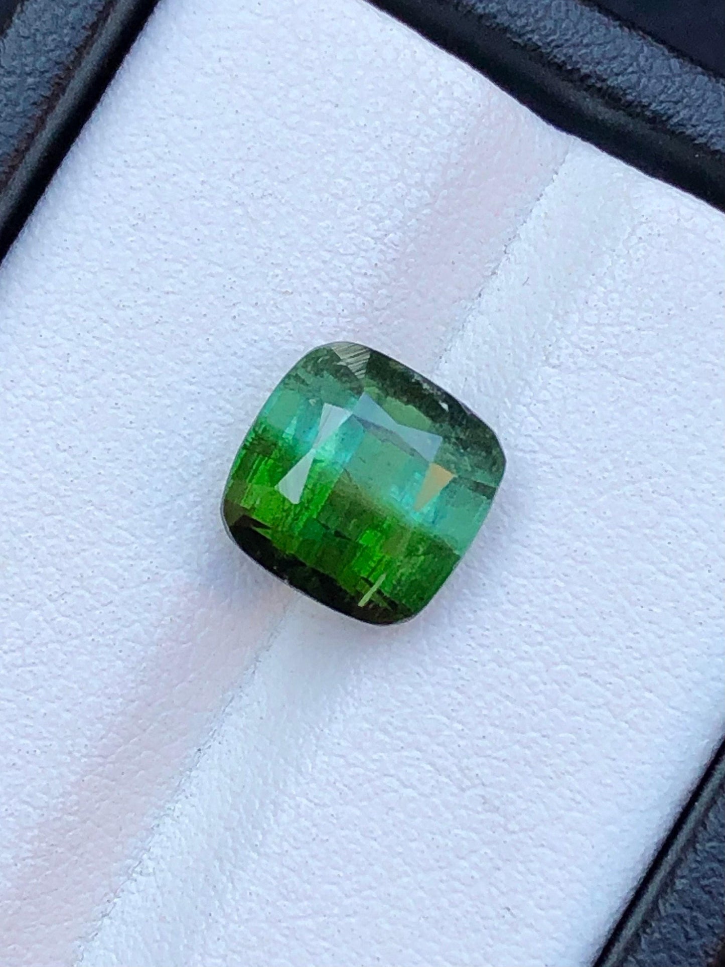 Bi Colour Tourmaline Faceted 4.55 ct – Fine Gem for Engagement Ring Setting