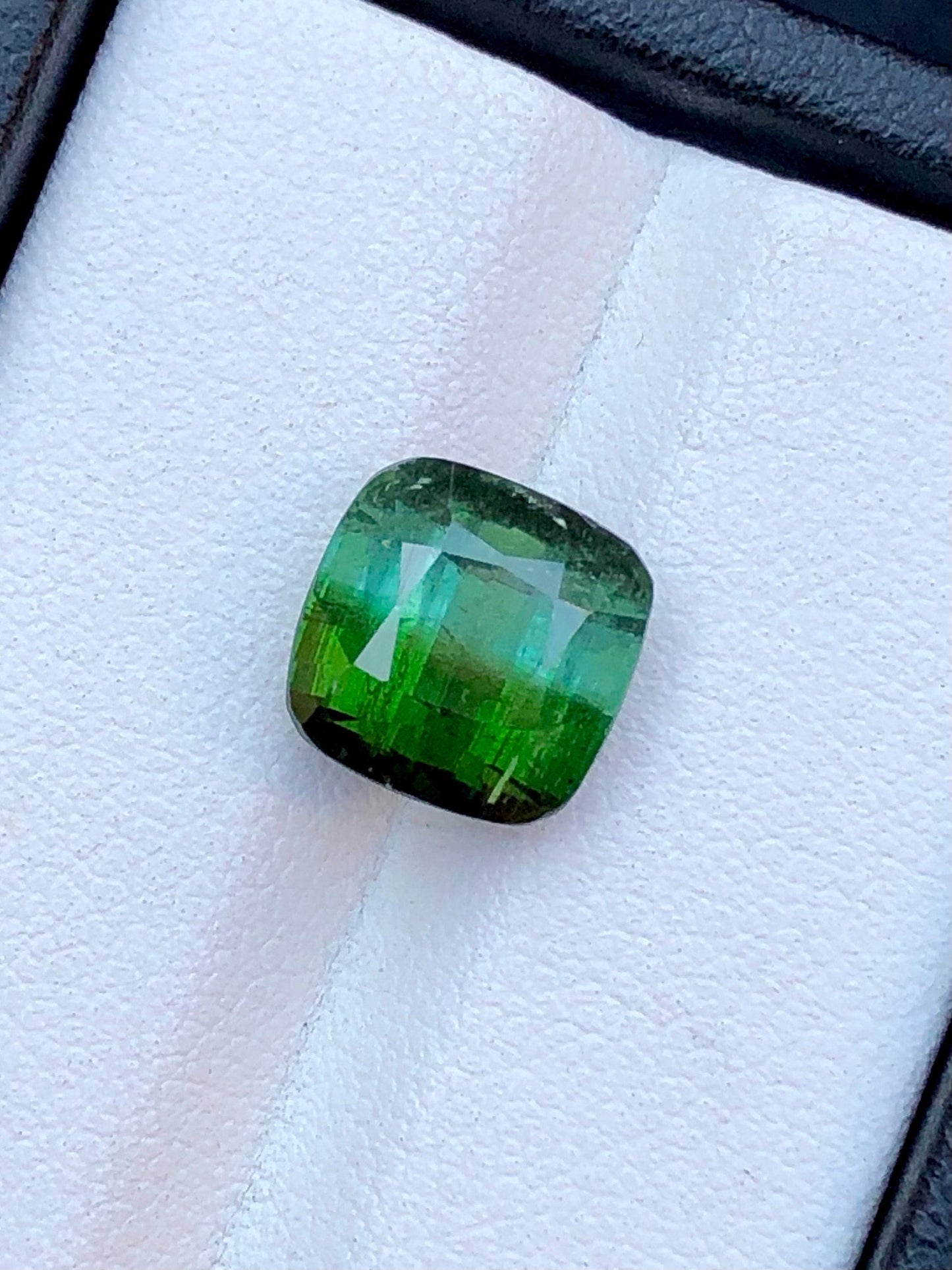 Bi Colour Tourmaline Faceted 4.55 ct – Fine Gem for Engagement Ring Setting