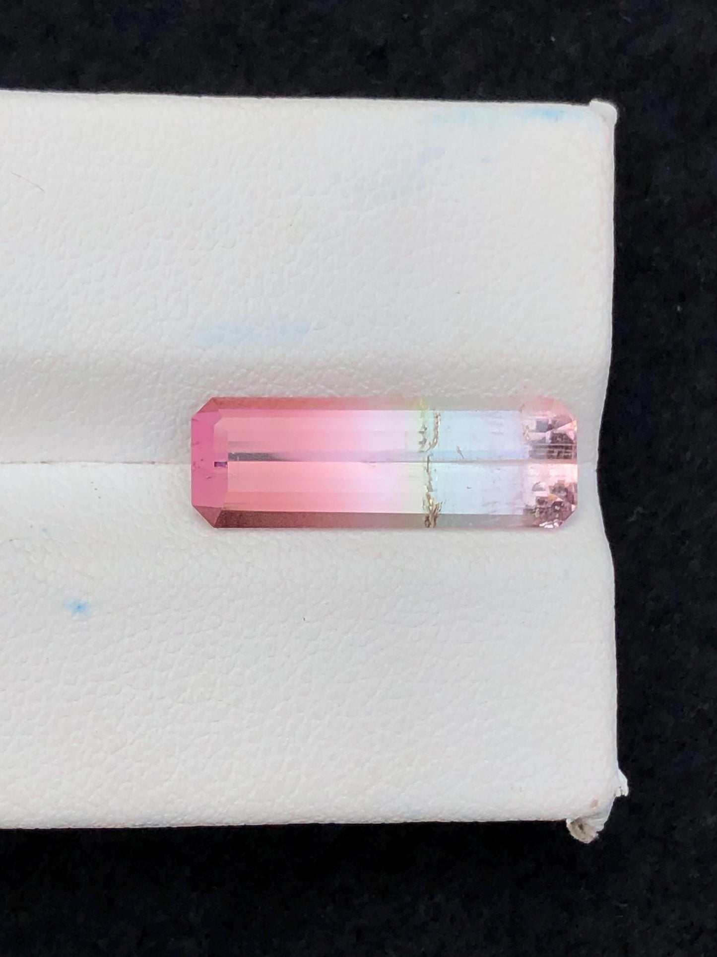 Bi Colour Tourmaline Faceted 4 ct - Rare Dual Tone Gem for Fine Jewelry