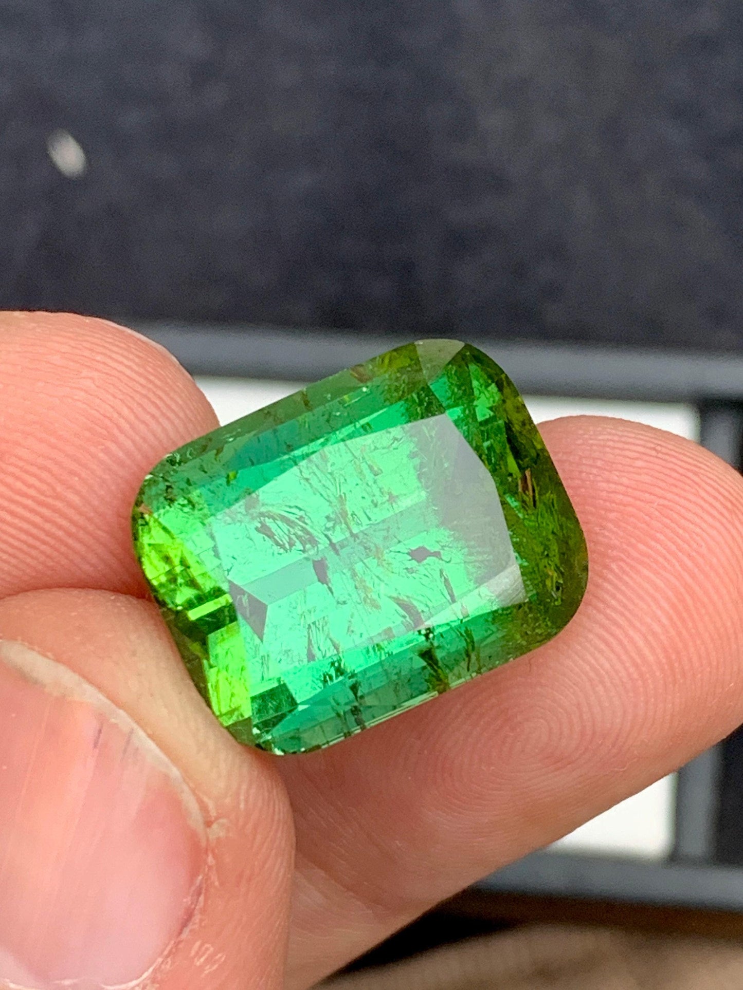 Green Tourmaline Faceted 22 ct - Deep Green Gem for Engagement Ring
