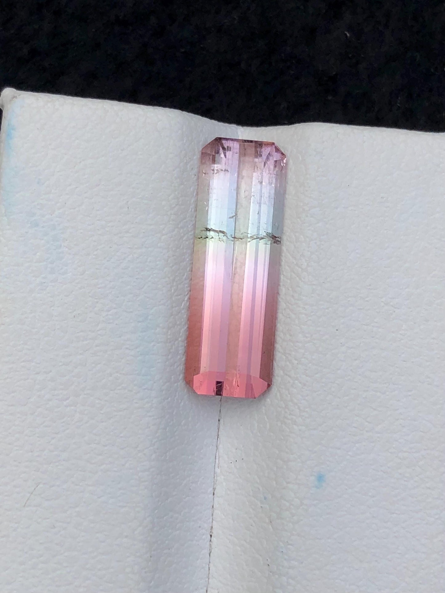 Bi Colour Tourmaline Faceted 4 ct - Rare Dual Tone Gem for Fine Jewelry