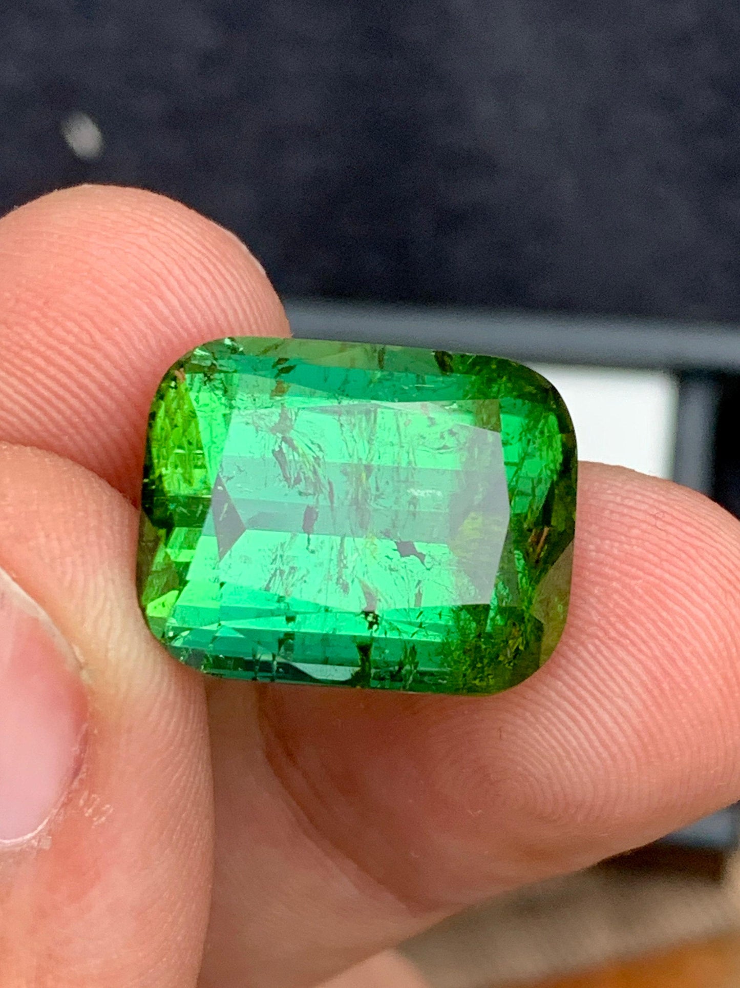 Green Tourmaline Faceted 22 ct - Deep Green Gem for Engagement Ring