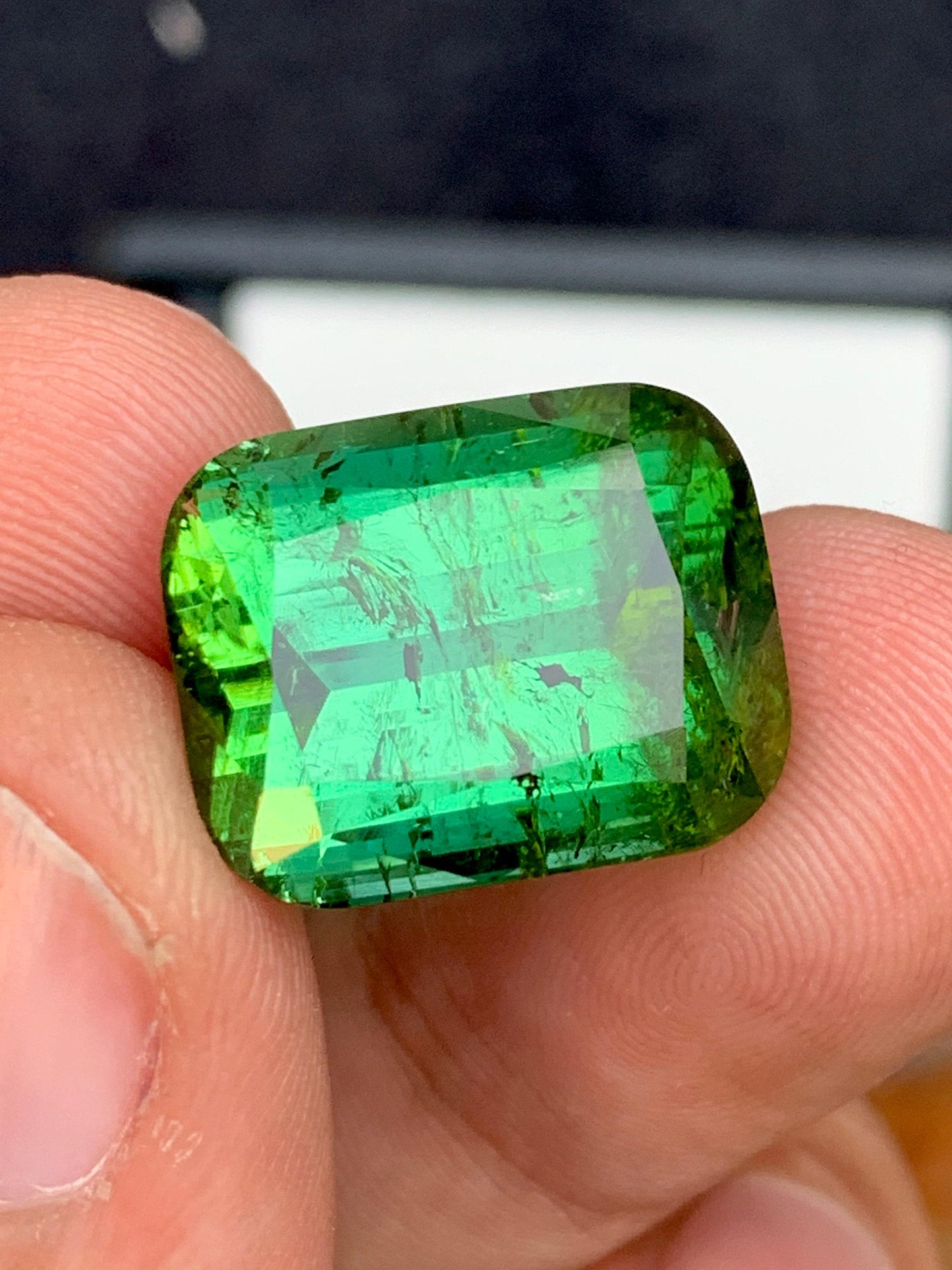 Green Tourmaline Faceted 22 ct - Deep Green Gem for Engagement Ring
