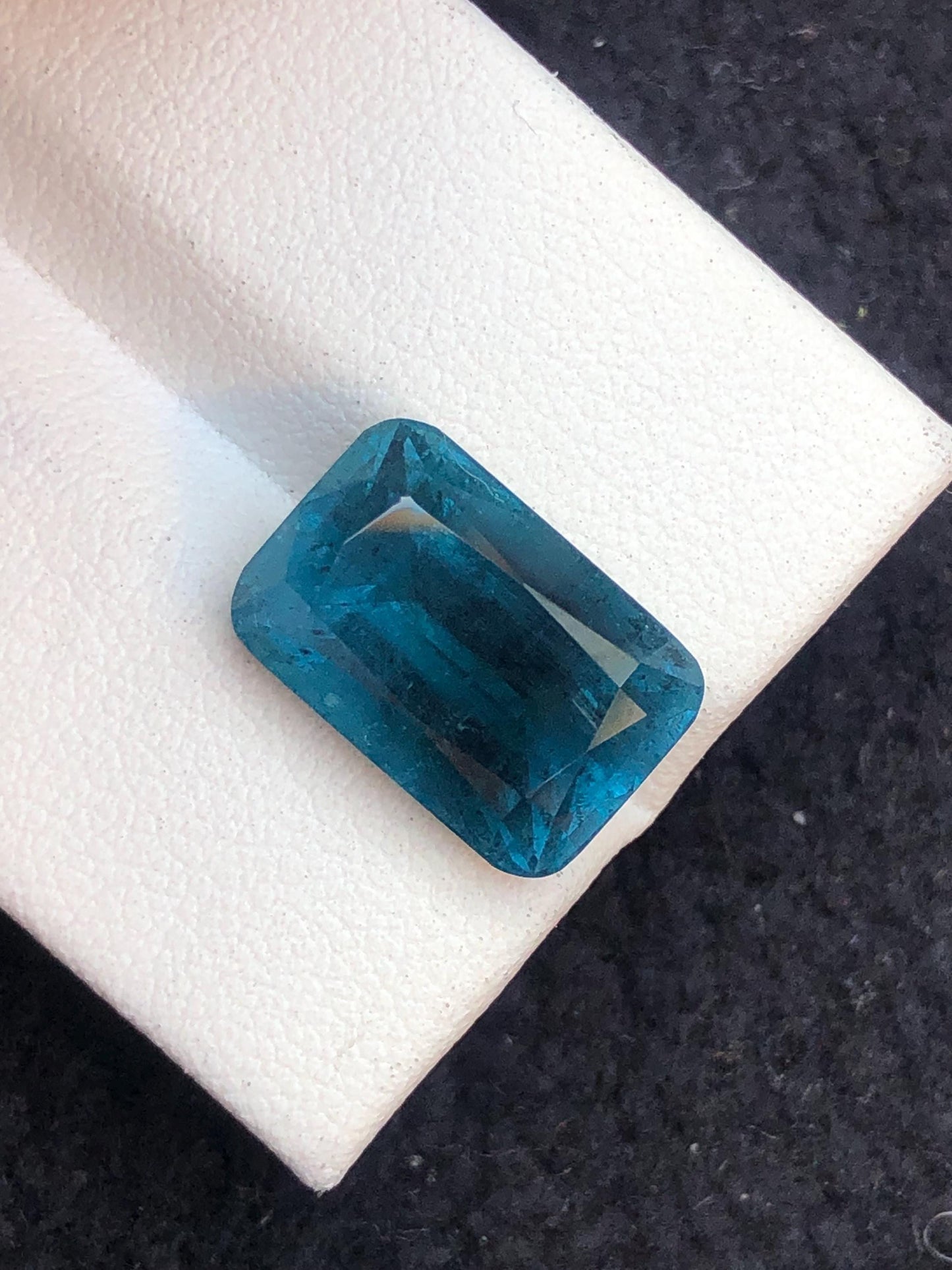 Ink Blue Tourmaline Faceted 8.80 ct - Natural Gemstone from Afghanistan