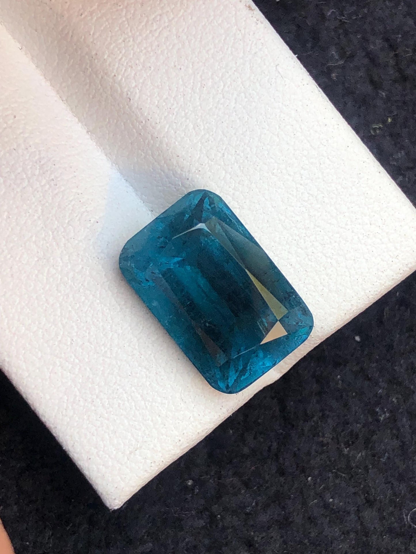 Ink Blue Tourmaline Faceted 8.80 ct - Natural Gemstone from Afghanistan