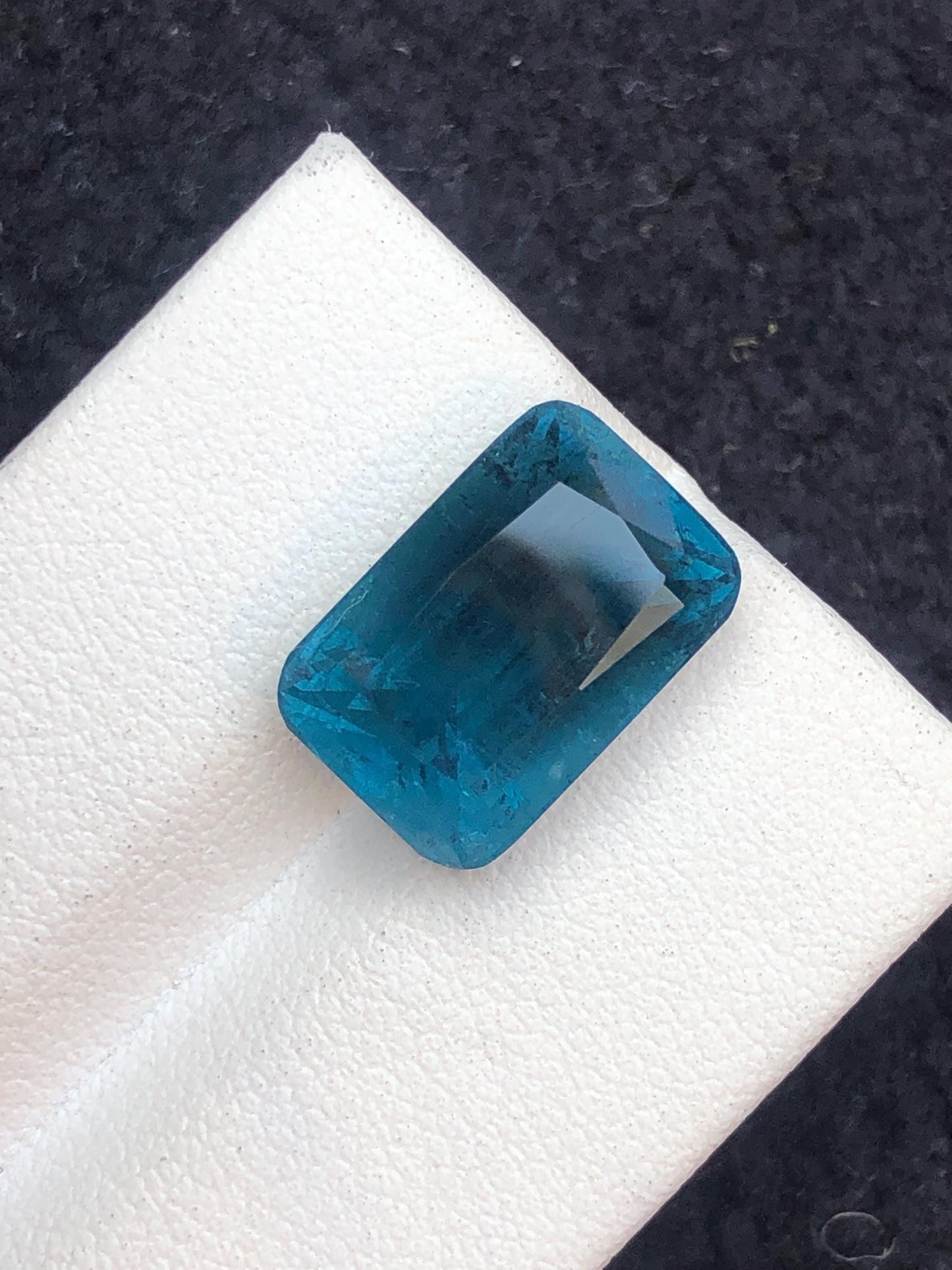 Ink Blue Tourmaline Faceted 8.80 ct - Natural Gemstone from Afghanistan